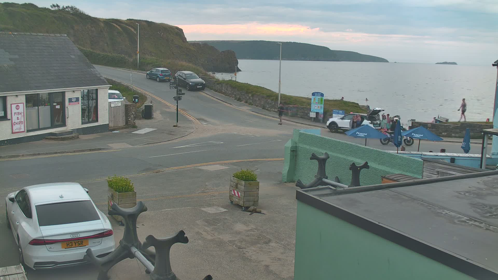 Broad Haven, Beach West View Live Cam - The Havens, Pembrokeshire, Dyfed, Wales, United Kingdom