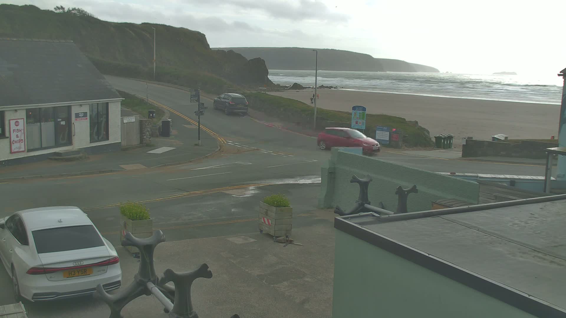 Broad Haven, Beach West View Live Cam - The Havens, Pembrokeshire, Dyfed, Wales, United Kingdom