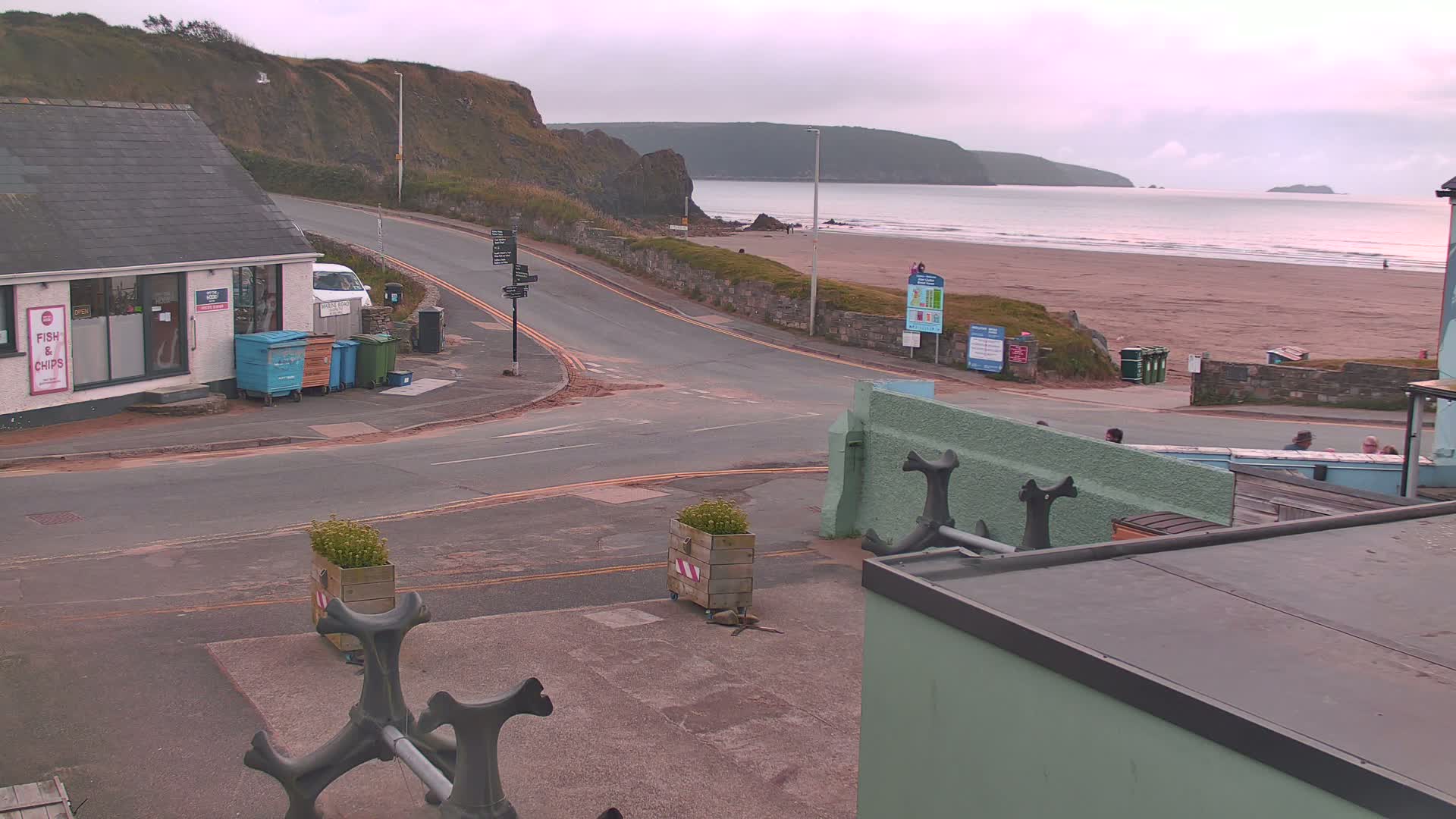 Broad Haven, Beach West View Live Cam - The Havens, Pembrokeshire, Dyfed, Wales, United Kingdom