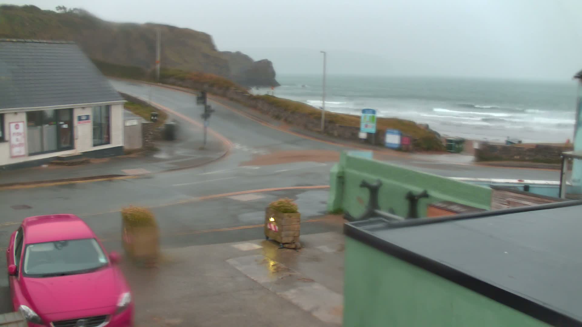 Broad Haven, Beach West View Live Cam - The Havens, Pembrokeshire, Dyfed, Wales, United Kingdom