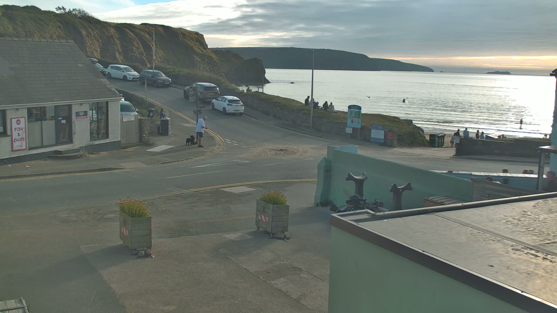 Broad Haven, Beach West View Live Cam - The Havens, Pembrokeshire, Dyfed, Wales, United Kingdom