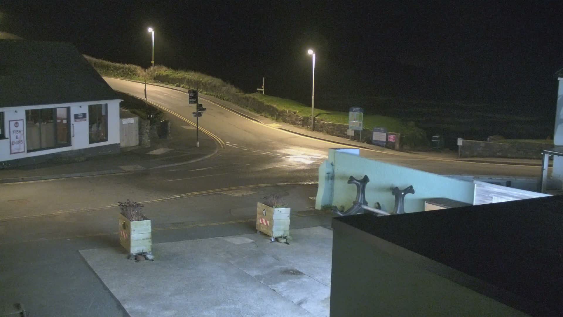 Broad Haven, Beach West View Live Cam - The Havens, Pembrokeshire, Dyfed, Wales, United Kingdom