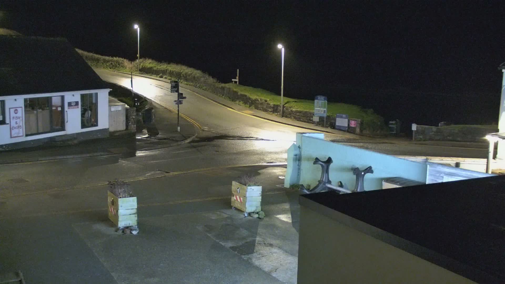 Broad Haven, Beach West View Live Cam - The Havens, Pembrokeshire, Dyfed, Wales, United Kingdom