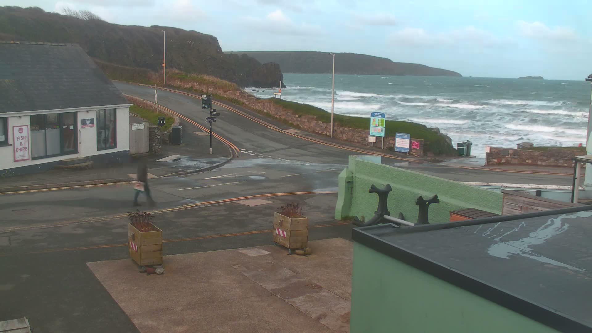 Broad Haven, Beach West View Live Cam - The Havens, Pembrokeshire, Dyfed, Wales, United Kingdom