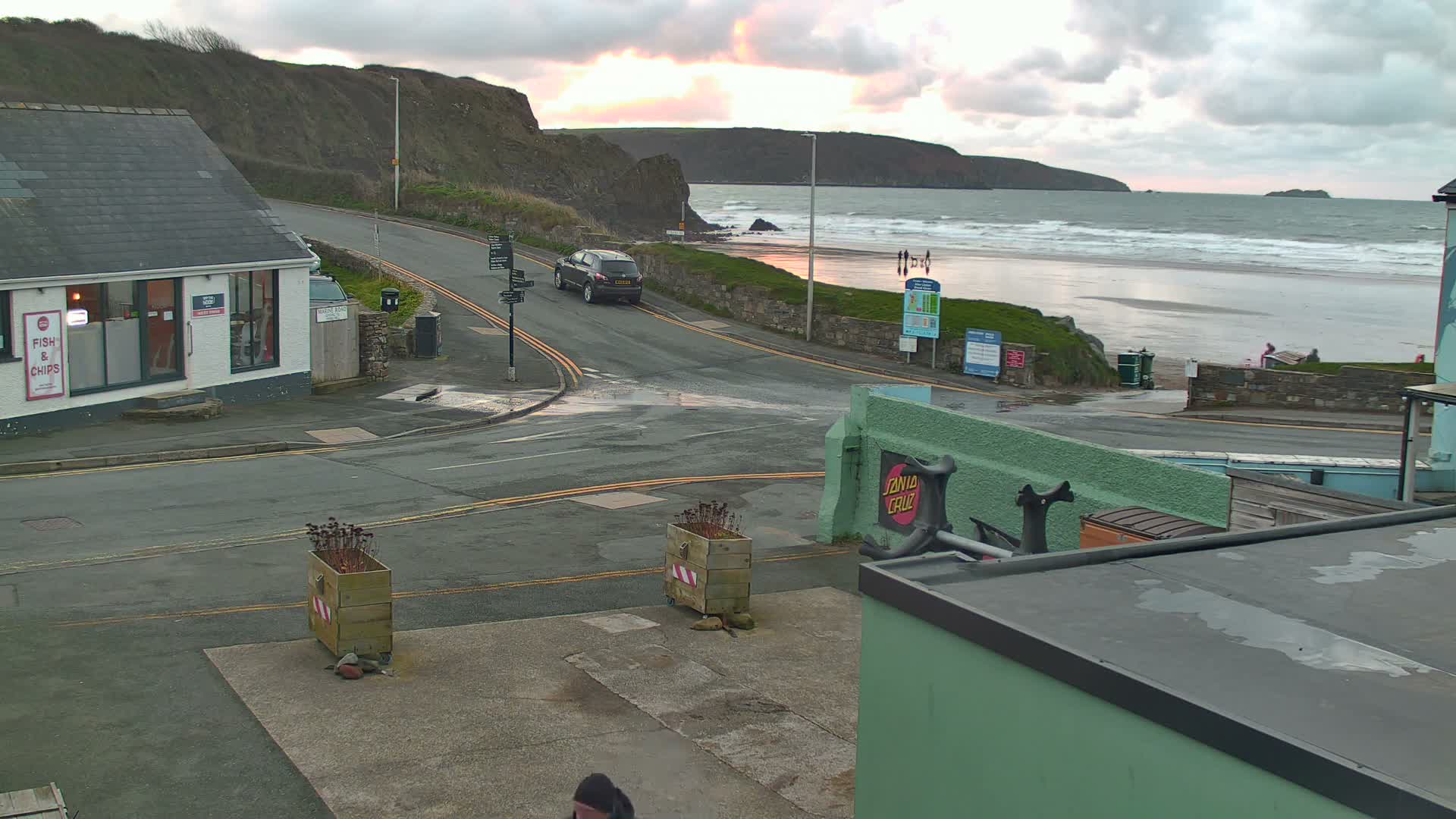Broad Haven, Beach West View Live Cam - The Havens, Pembrokeshire, Dyfed, Wales, United Kingdom