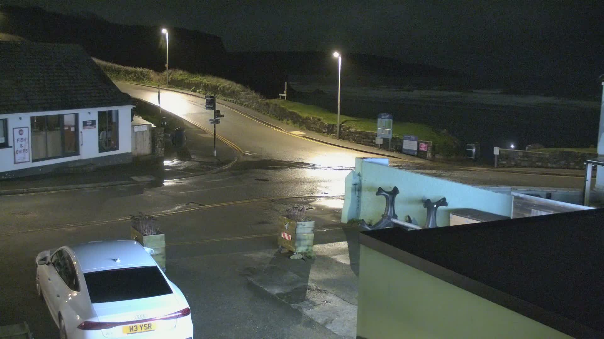 Broad Haven, Beach West View Live Cam - The Havens, Pembrokeshire, Dyfed, Wales, United Kingdom