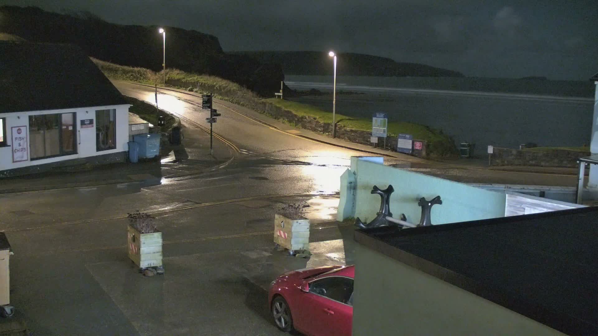 Broad Haven, Beach West View Live Cam - The Havens, Pembrokeshire, Dyfed, Wales, United Kingdom