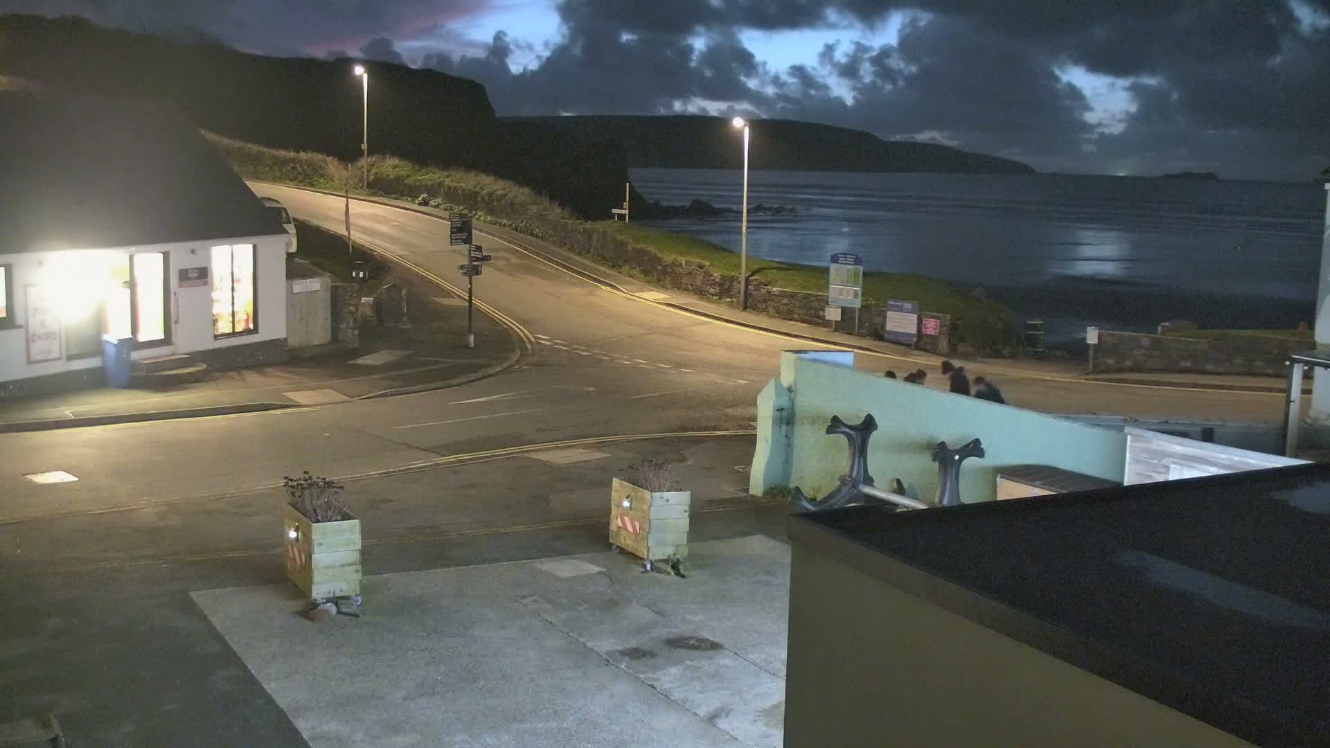 Broad Haven, Beach West View Live Cam - The Havens, Pembrokeshire, Dyfed, Wales, United Kingdom