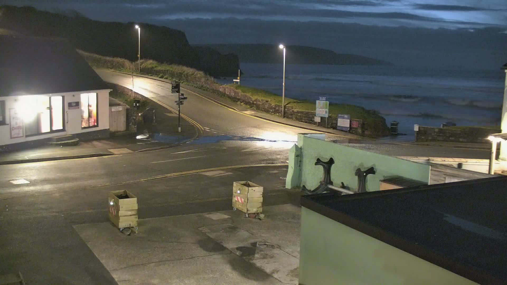 Broad Haven, Beach West View Live Cam - The Havens, Pembrokeshire, Dyfed, Wales, United Kingdom