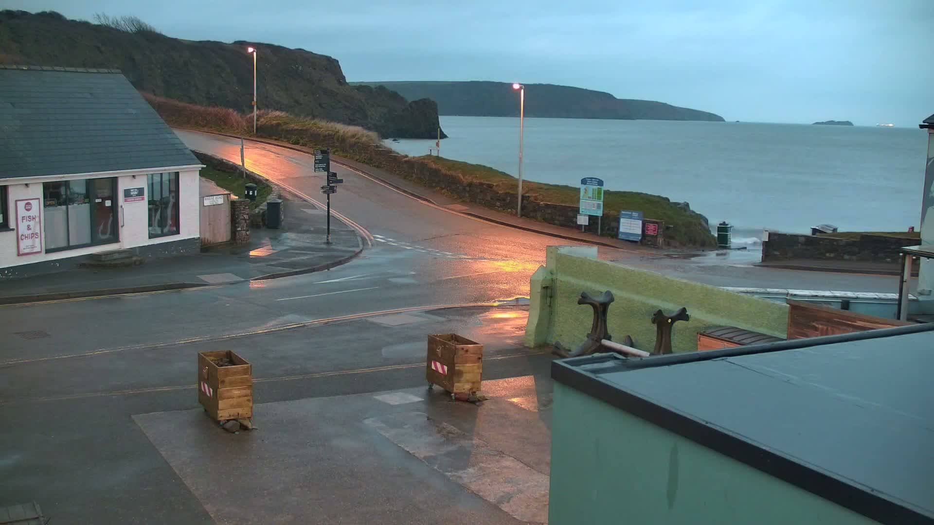 Broad Haven, Beach West View Live Cam - The Havens, Pembrokeshire, Dyfed, Wales, United Kingdom