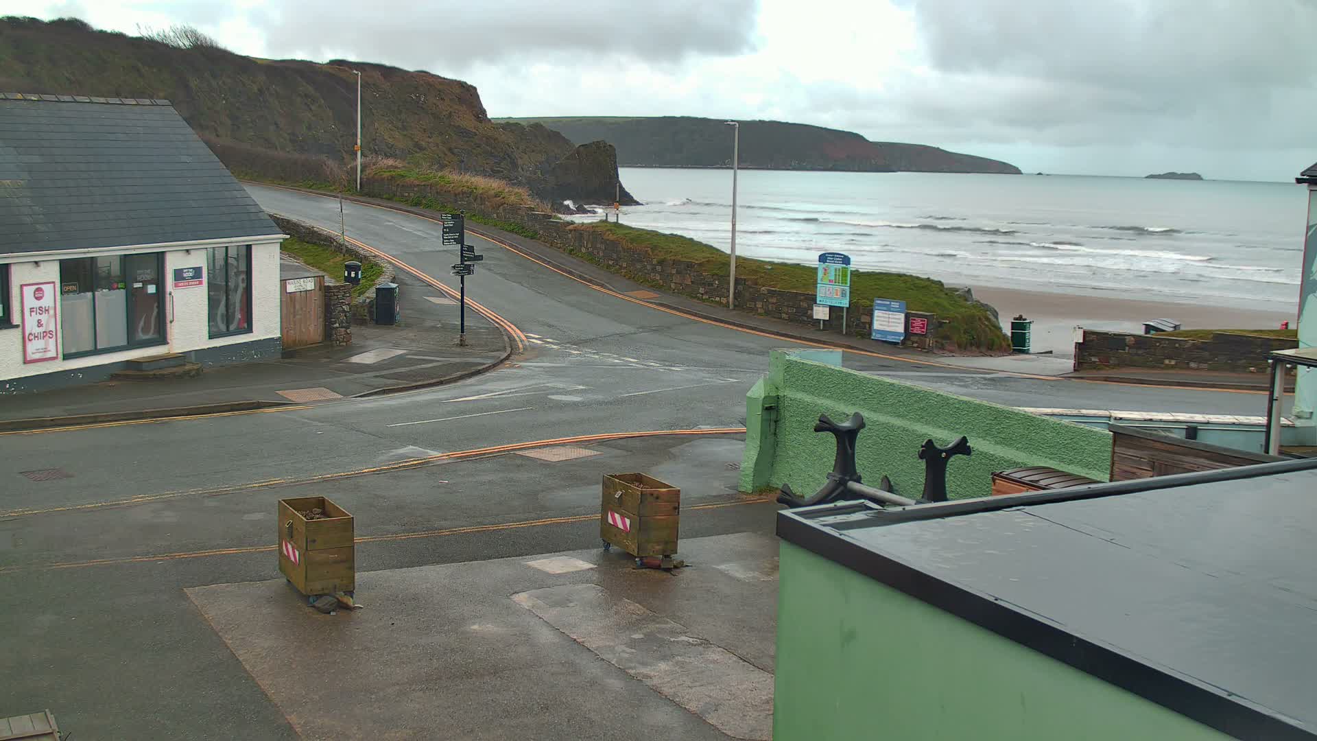 Broad Haven, Beach West View Live Cam - The Havens, Pembrokeshire, Dyfed, Wales, United Kingdom
