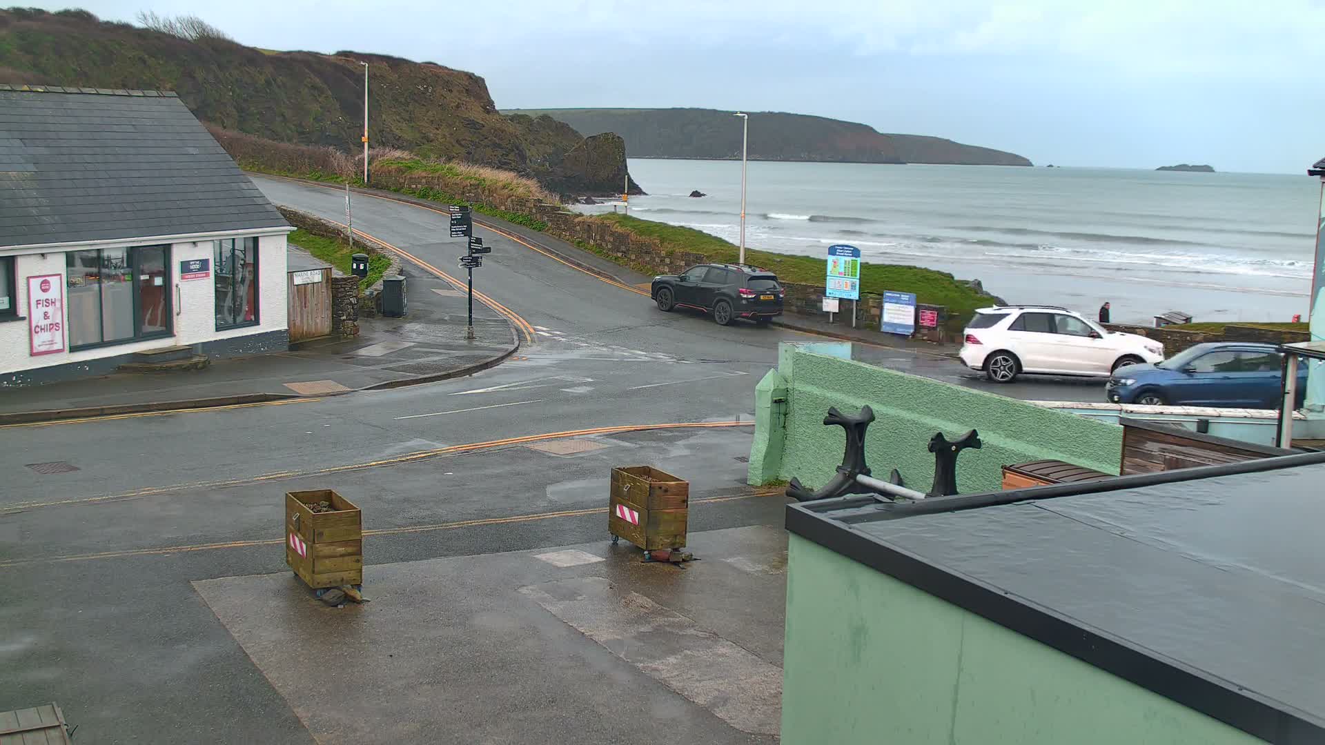 Broad Haven, Beach West View Live Cam - The Havens, Pembrokeshire, Dyfed, Wales, United Kingdom