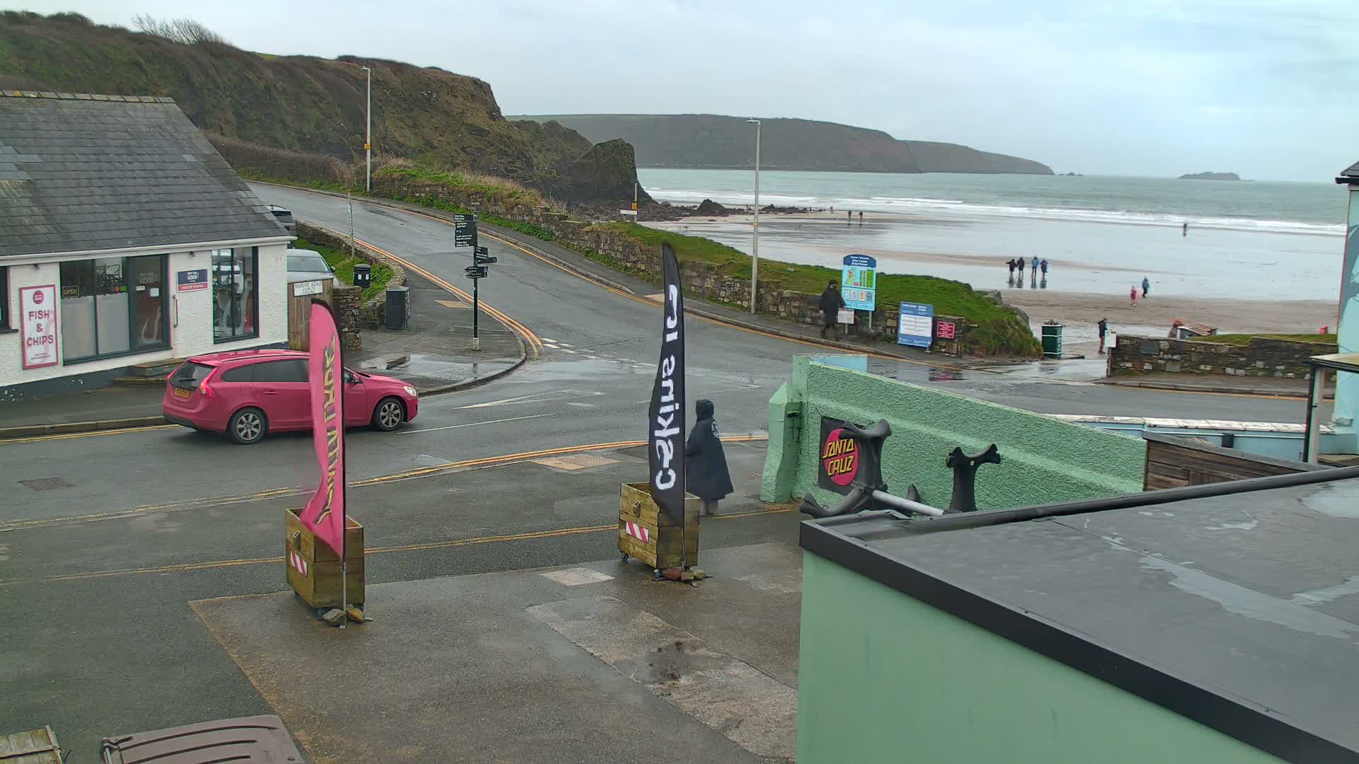 Broad Haven, Beach West View Live Cam - The Havens, Pembrokeshire, Dyfed, Wales, United Kingdom