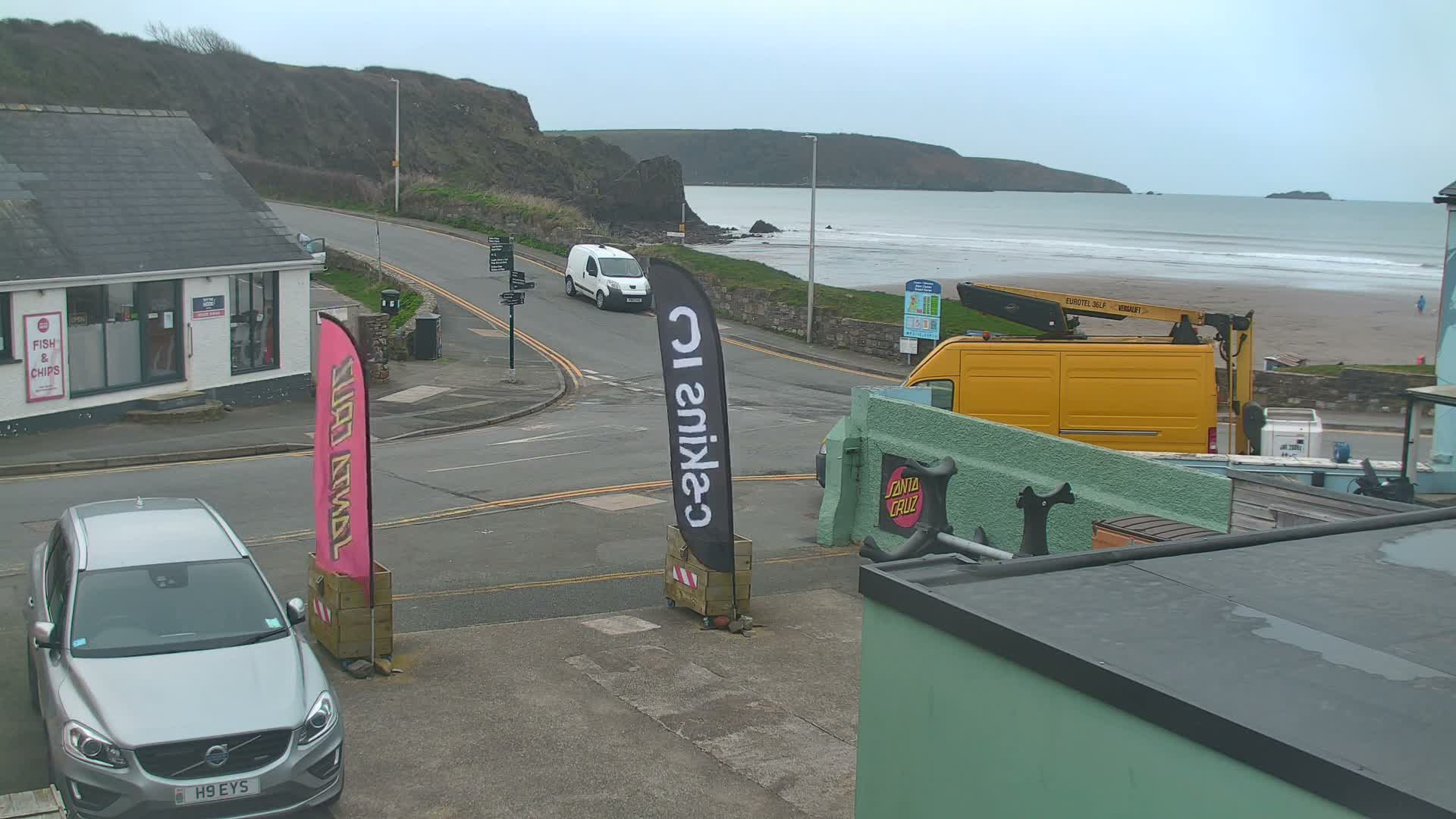 Broad Haven, Beach West View Live Cam - The Havens, Pembrokeshire, Dyfed, Wales, United Kingdom