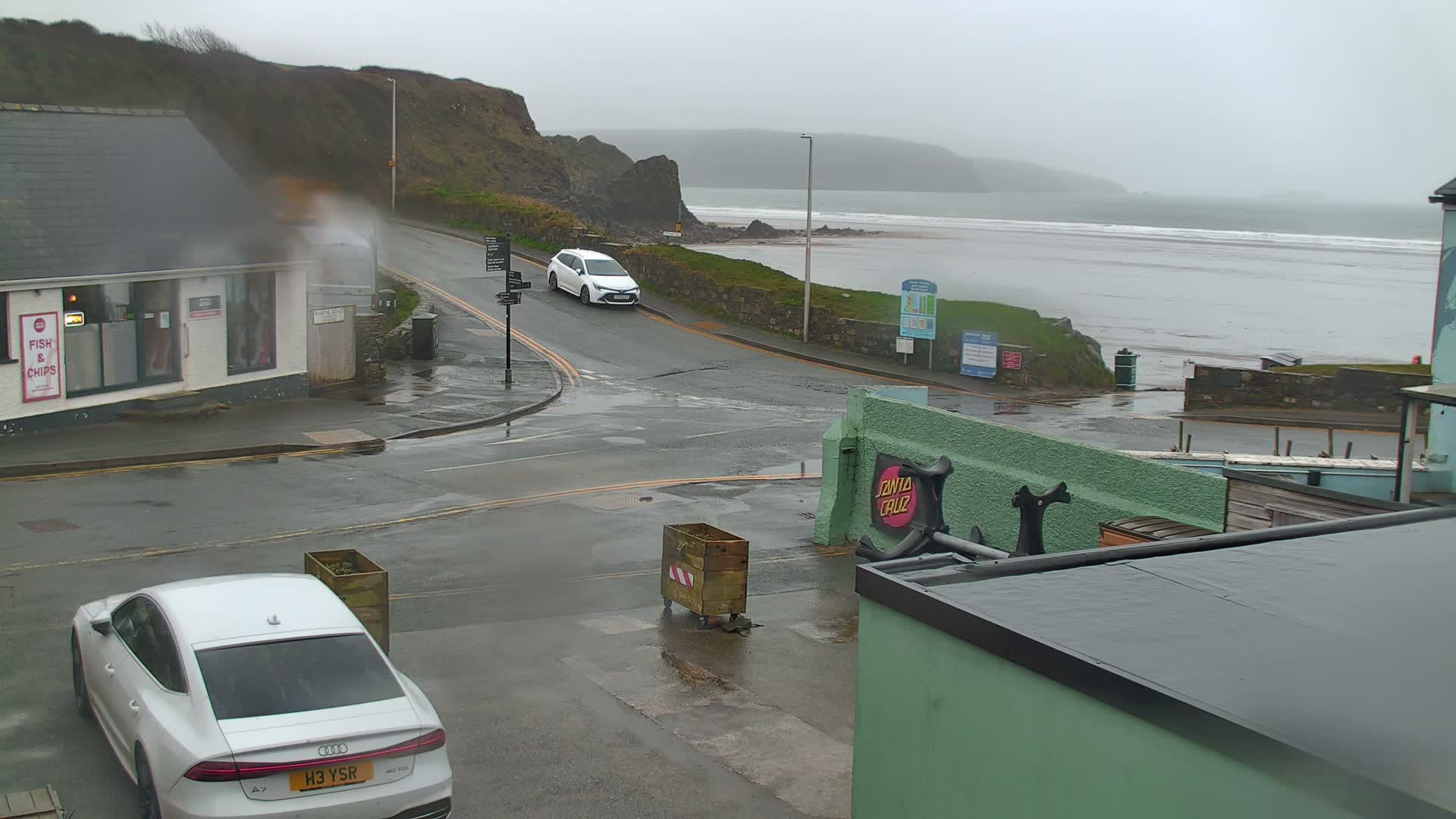 Broad Haven, Beach West View Live Cam - The Havens, Pembrokeshire, Dyfed, Wales, United Kingdom