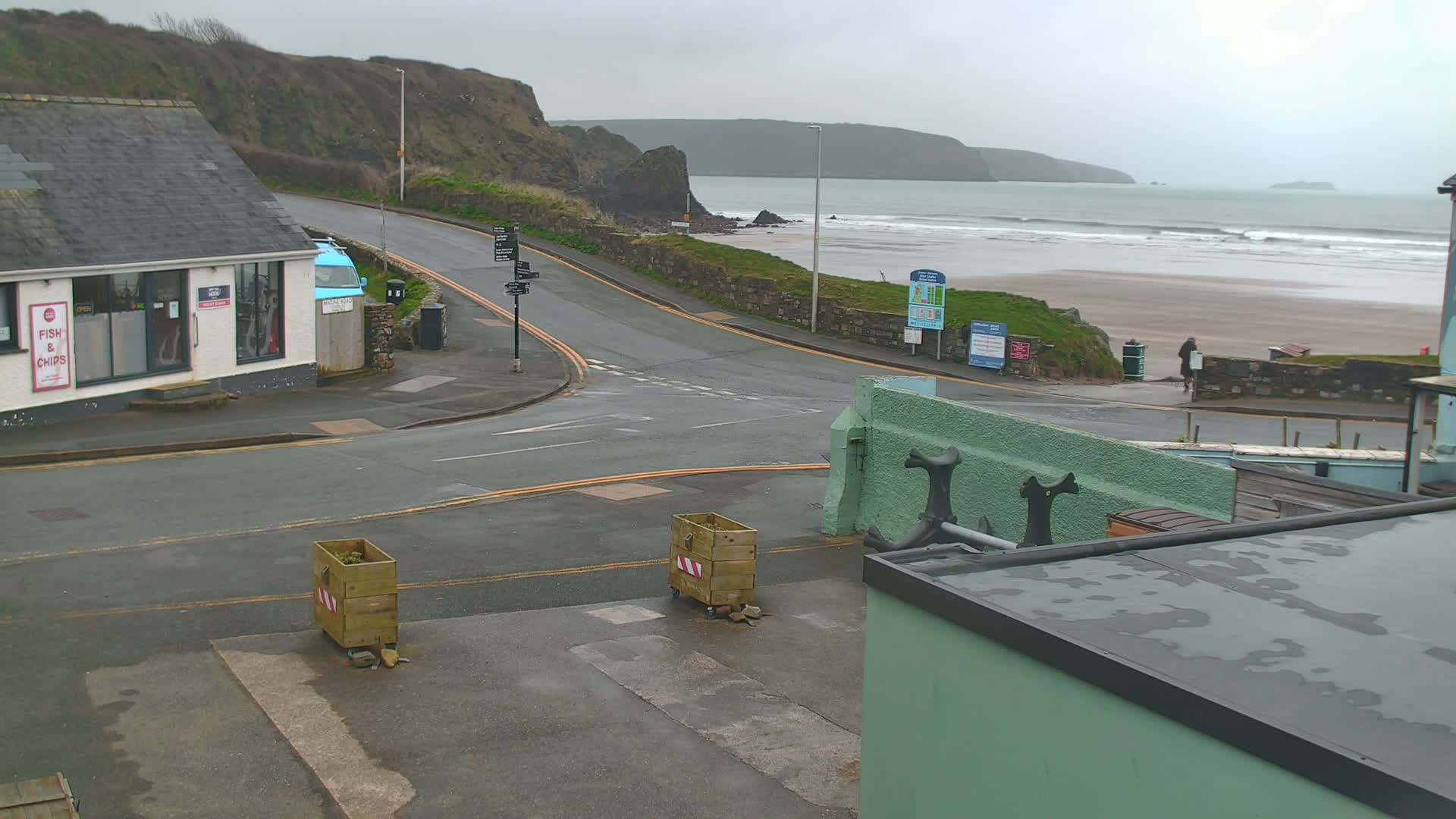 Broad Haven, Beach West View Live Cam - The Havens, Pembrokeshire, Dyfed, Wales, United Kingdom
