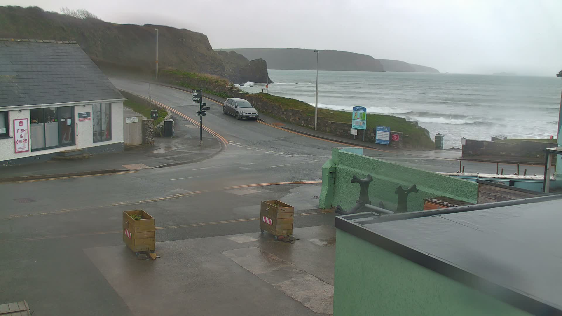 Broad Haven, Beach West View Live Cam - The Havens, Pembrokeshire, Dyfed, Wales, United Kingdom