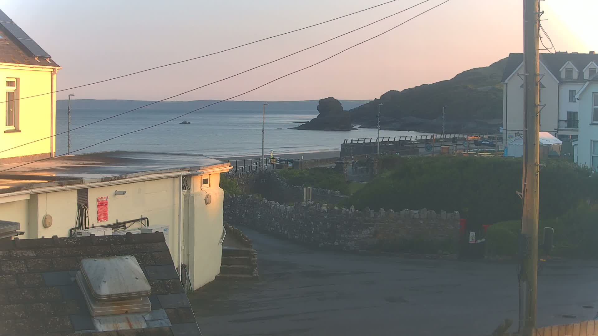 Broad Haven, Beach East View Live Cam - The Havens, Pembrokeshire, Dyfed, Wales, United Kingdom