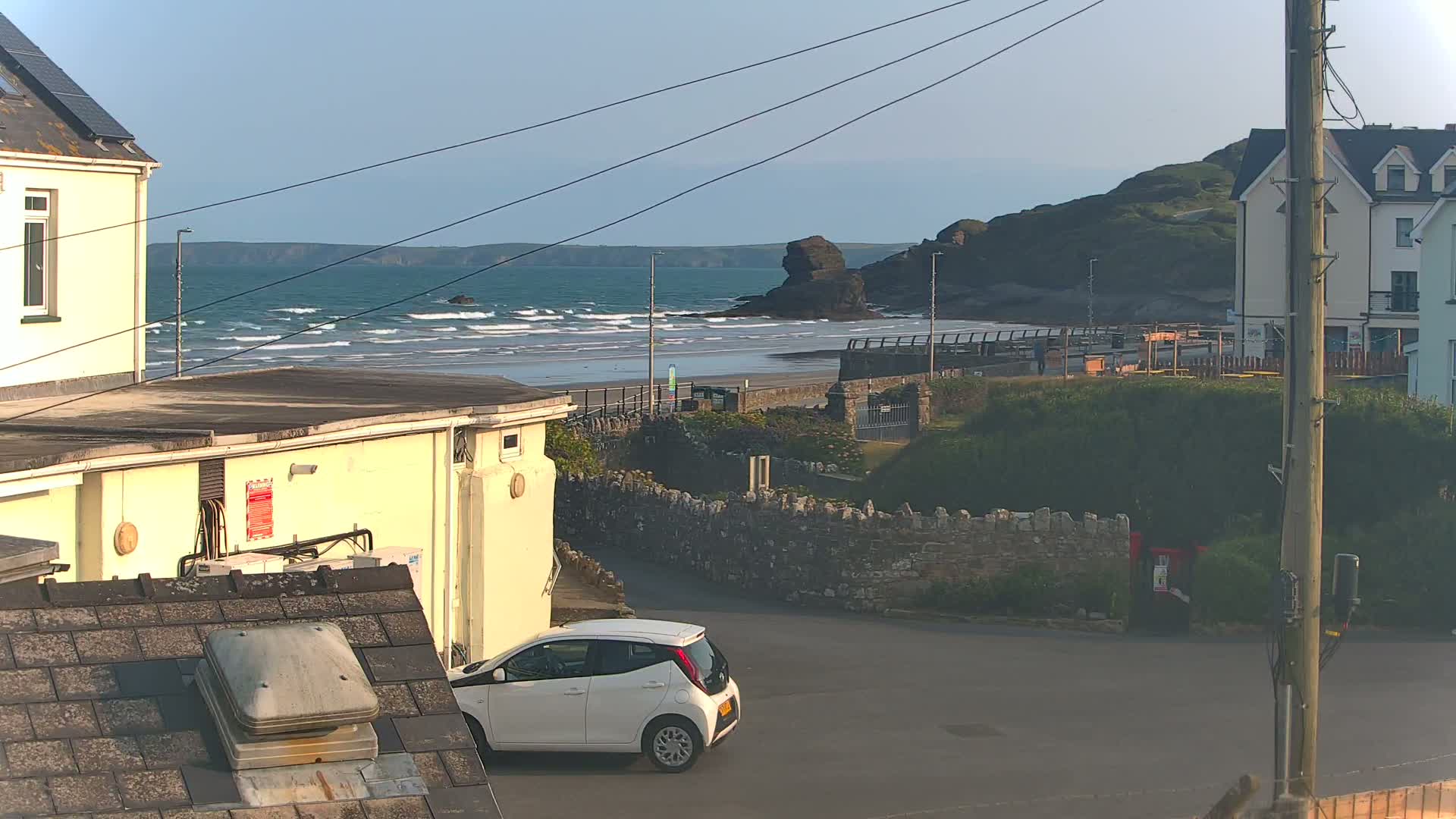 Broad Haven, Beach East View Live Cam - The Havens, Pembrokeshire, Dyfed, Wales, United Kingdom
