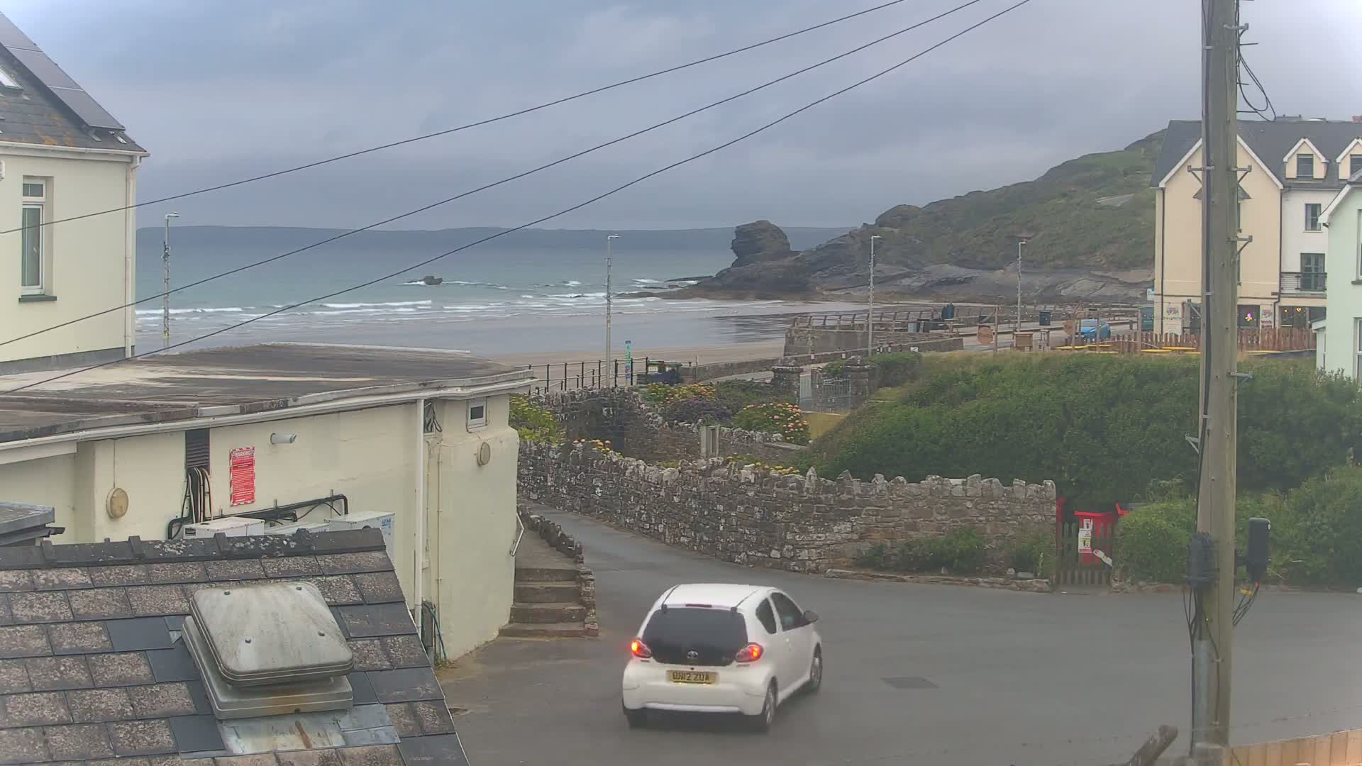 Broad Haven, Beach East View Live Cam - The Havens, Pembrokeshire, Dyfed, Wales, United Kingdom