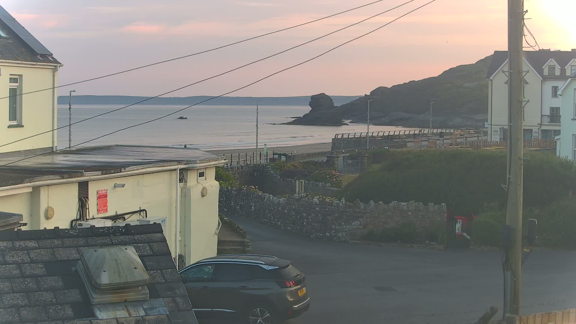 Broad Haven, Beach East View Live Cam - The Havens, Pembrokeshire, Dyfed, Wales, United Kingdom