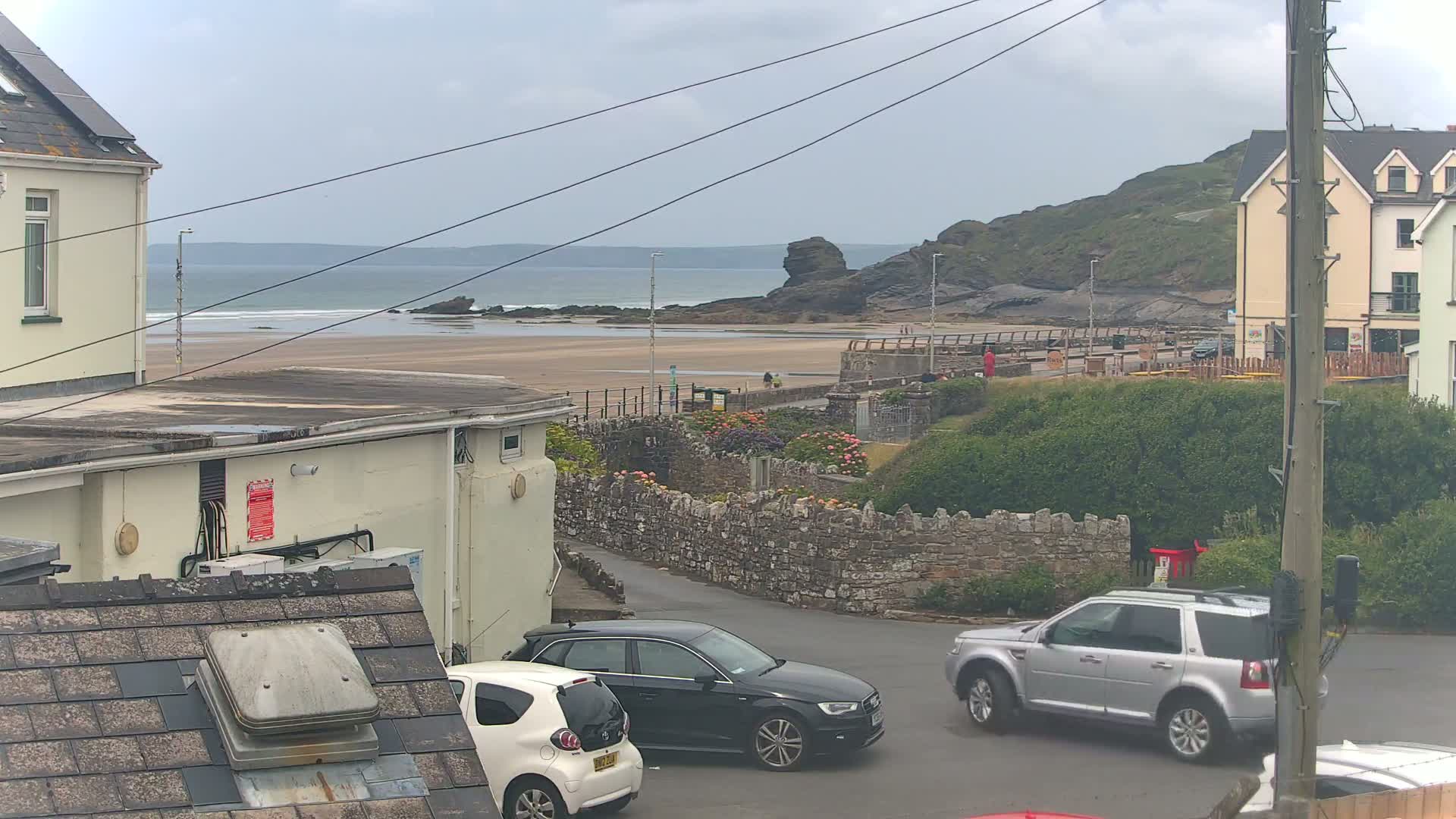 Broad Haven, Beach East View Live Cam - The Havens, Pembrokeshire, Dyfed, Wales, United Kingdom