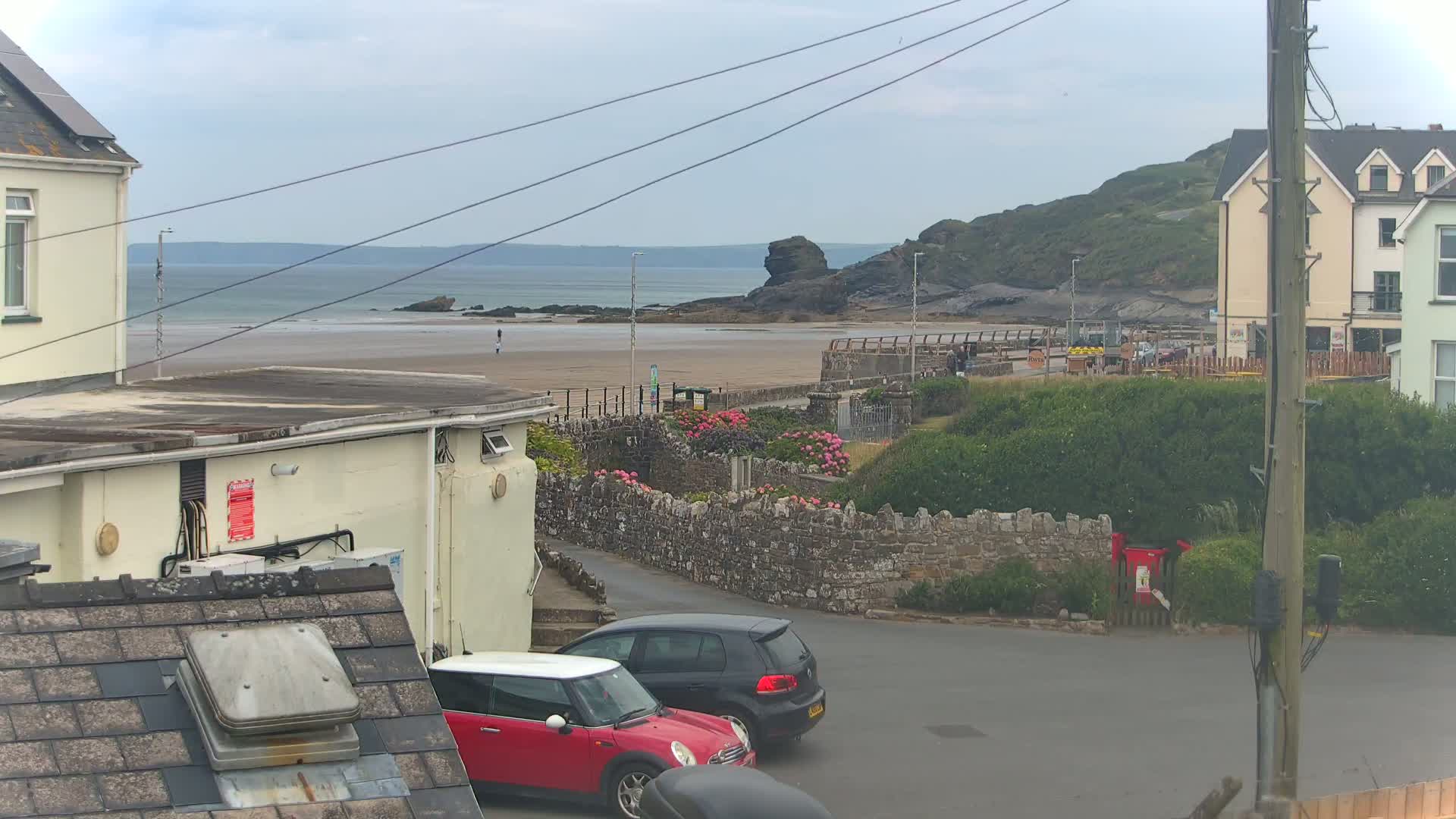 Broad Haven, Beach East View Live Cam - The Havens, Pembrokeshire, Dyfed, Wales, United Kingdom