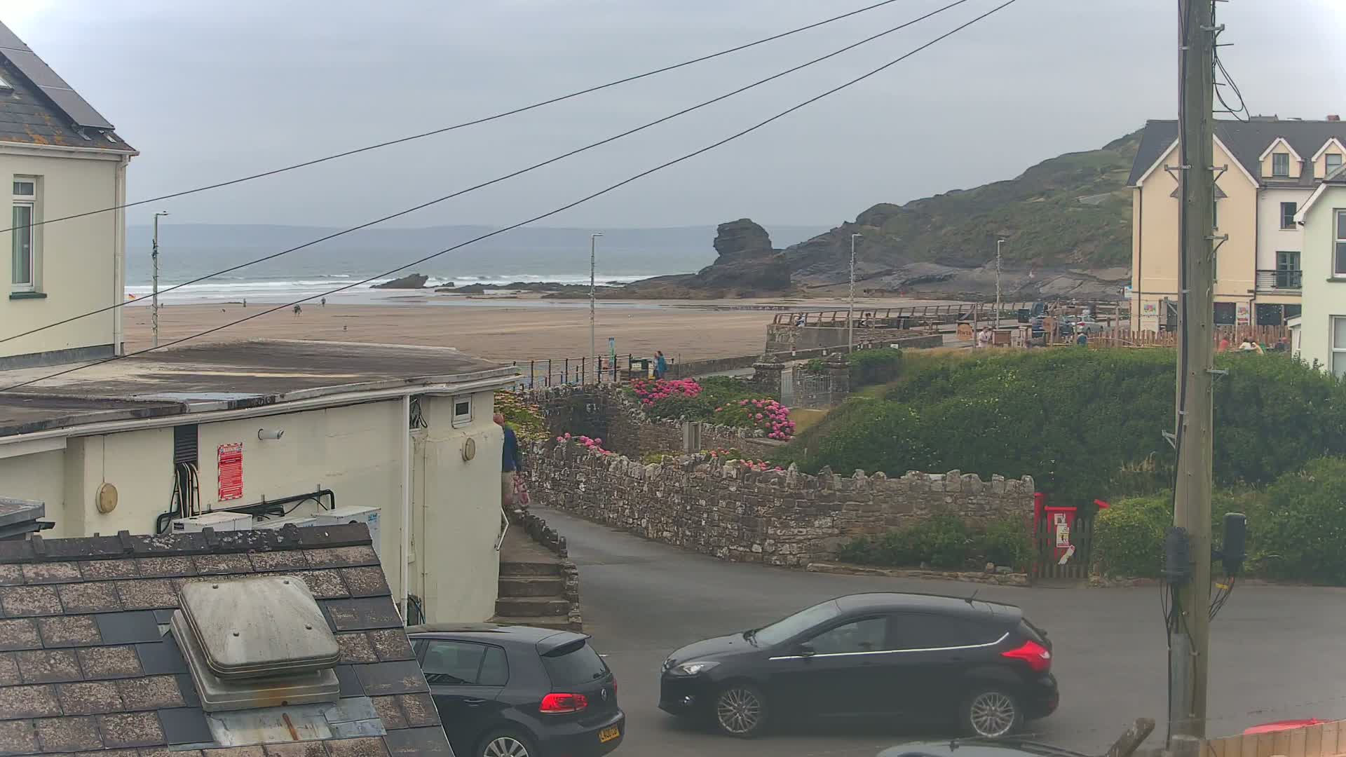 Broad Haven, Beach East View Live Cam - The Havens, Pembrokeshire, Dyfed, Wales, United Kingdom