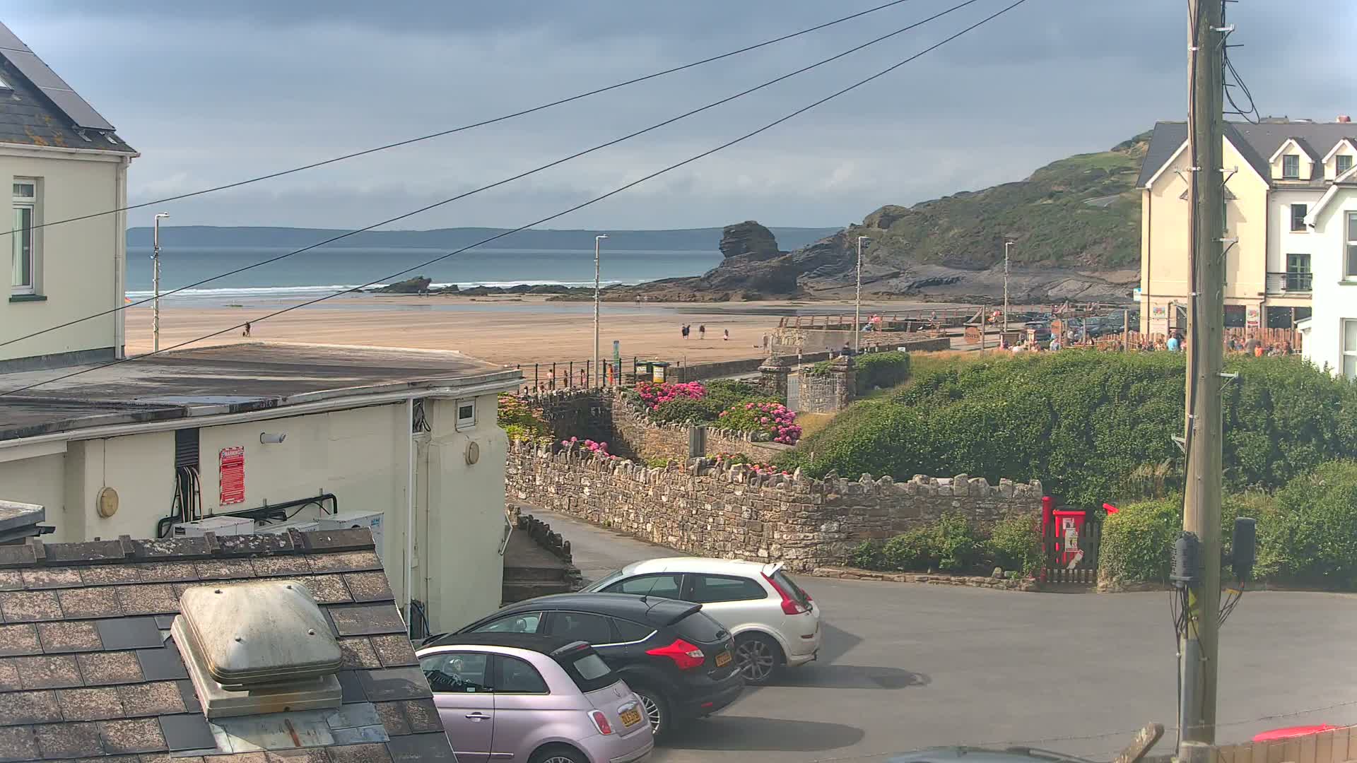 Broad Haven, Beach East View Live Cam - The Havens, Pembrokeshire, Dyfed, Wales, United Kingdom
