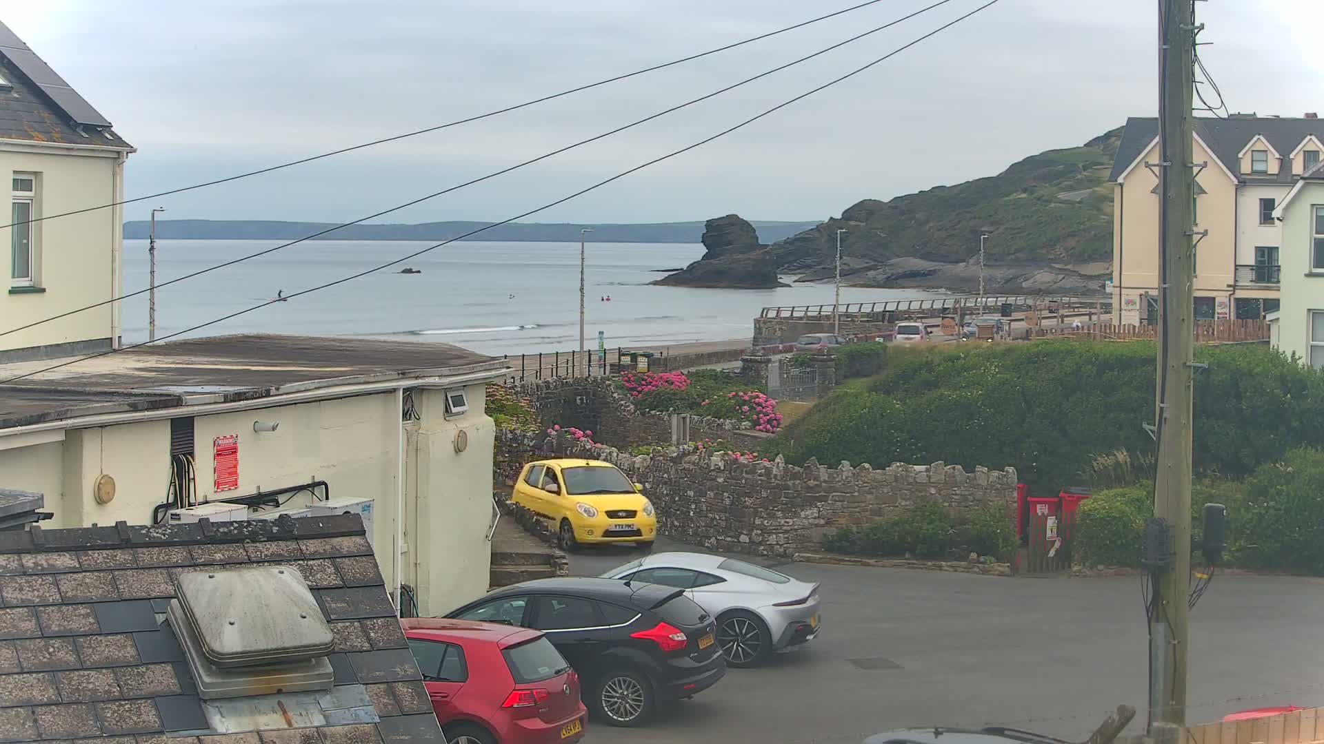 Broad Haven, Beach East View Live Cam - The Havens, Pembrokeshire, Dyfed, Wales, United Kingdom