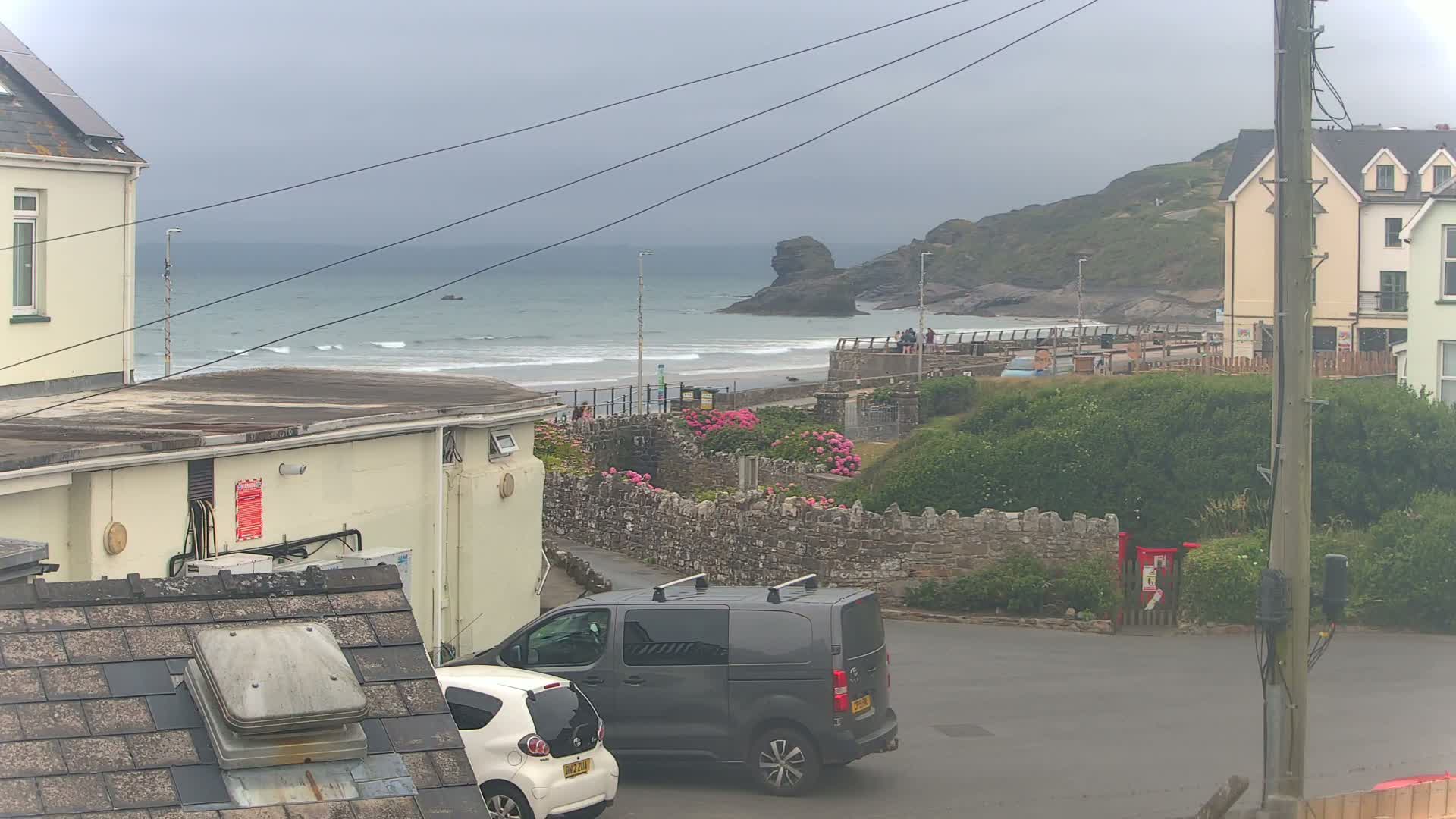 Broad Haven, Beach East View Live Cam - The Havens, Pembrokeshire, Dyfed, Wales, United Kingdom
