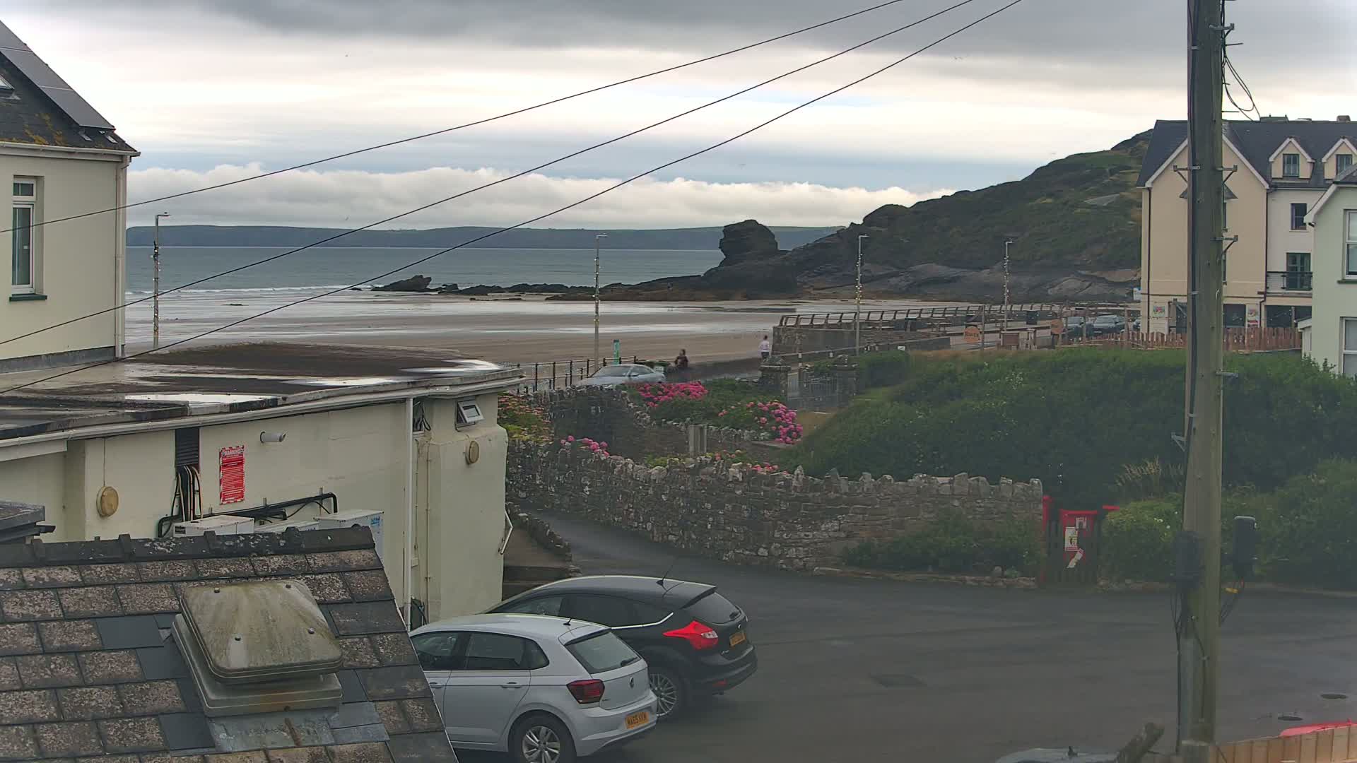 Broad Haven, Beach East View Live Cam - The Havens, Pembrokeshire, Dyfed, Wales, United Kingdom