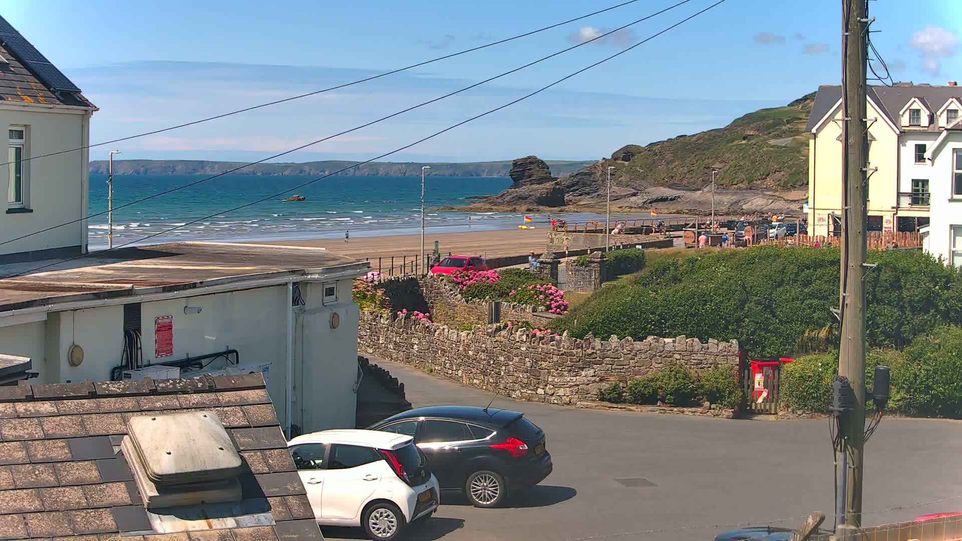 Broad Haven, Beach East View Live Cam - The Havens, Pembrokeshire, Dyfed, Wales, United Kingdom