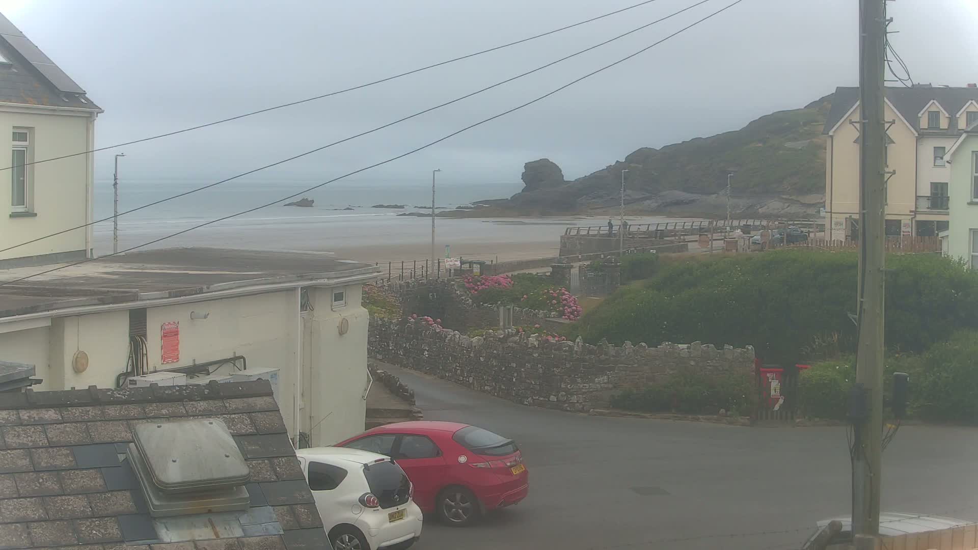Broad Haven, Beach East View Live Cam - The Havens, Pembrokeshire, Dyfed, Wales, United Kingdom