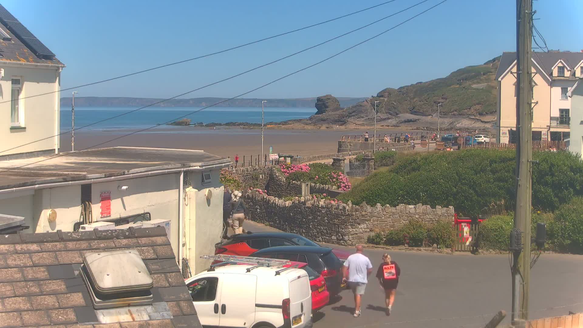 Broad Haven, Beach East View Live Cam - The Havens, Pembrokeshire, Dyfed, Wales, United Kingdom