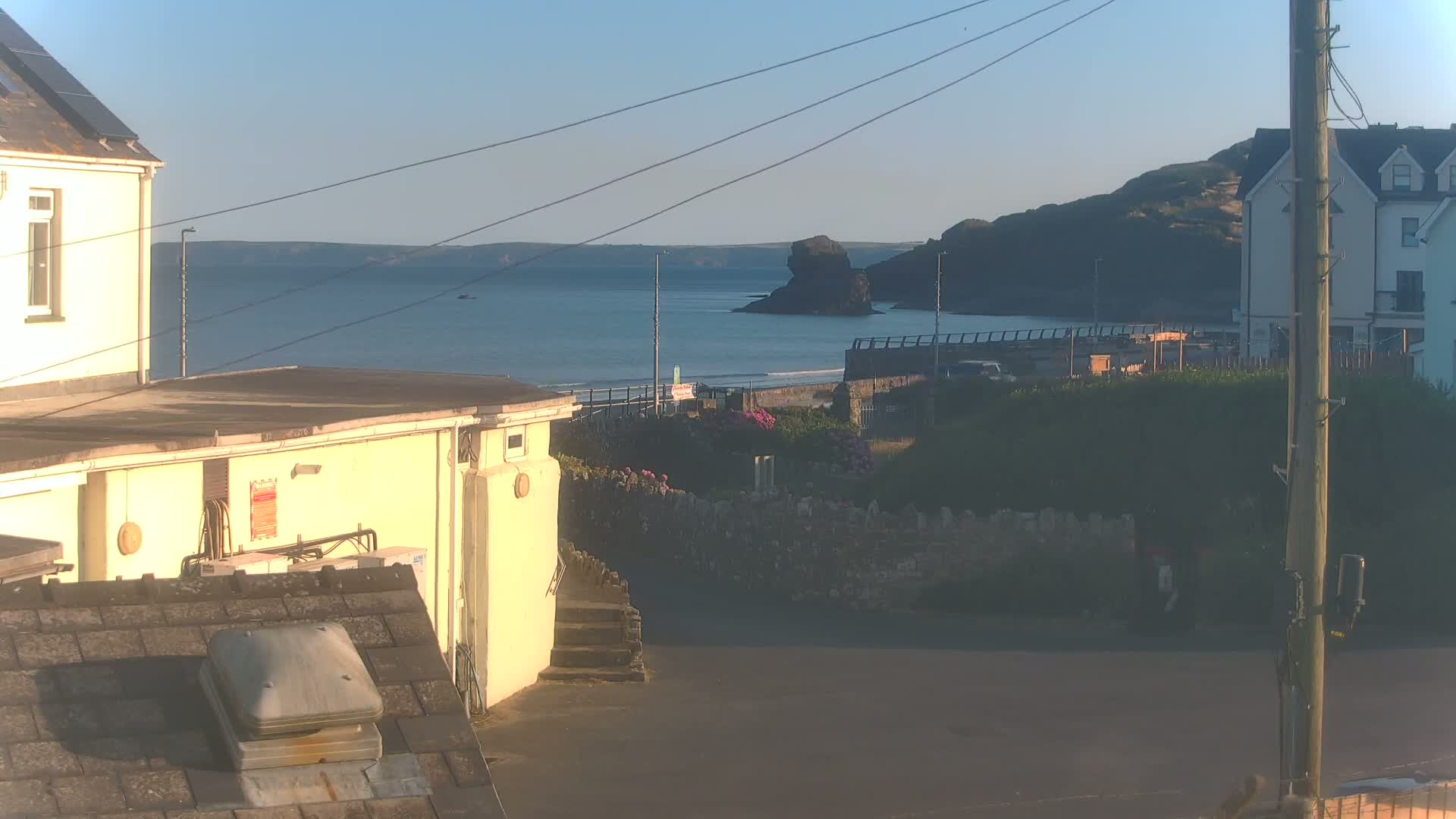 Broad Haven, Beach East View Live Cam - The Havens, Pembrokeshire, Dyfed, Wales, United Kingdom