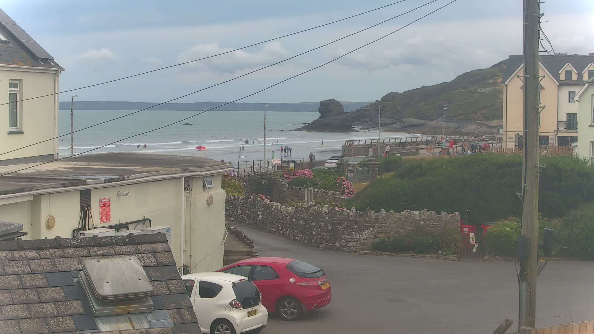 Broad Haven, Beach East View Live Cam - The Havens, Pembrokeshire, Dyfed, Wales, United Kingdom