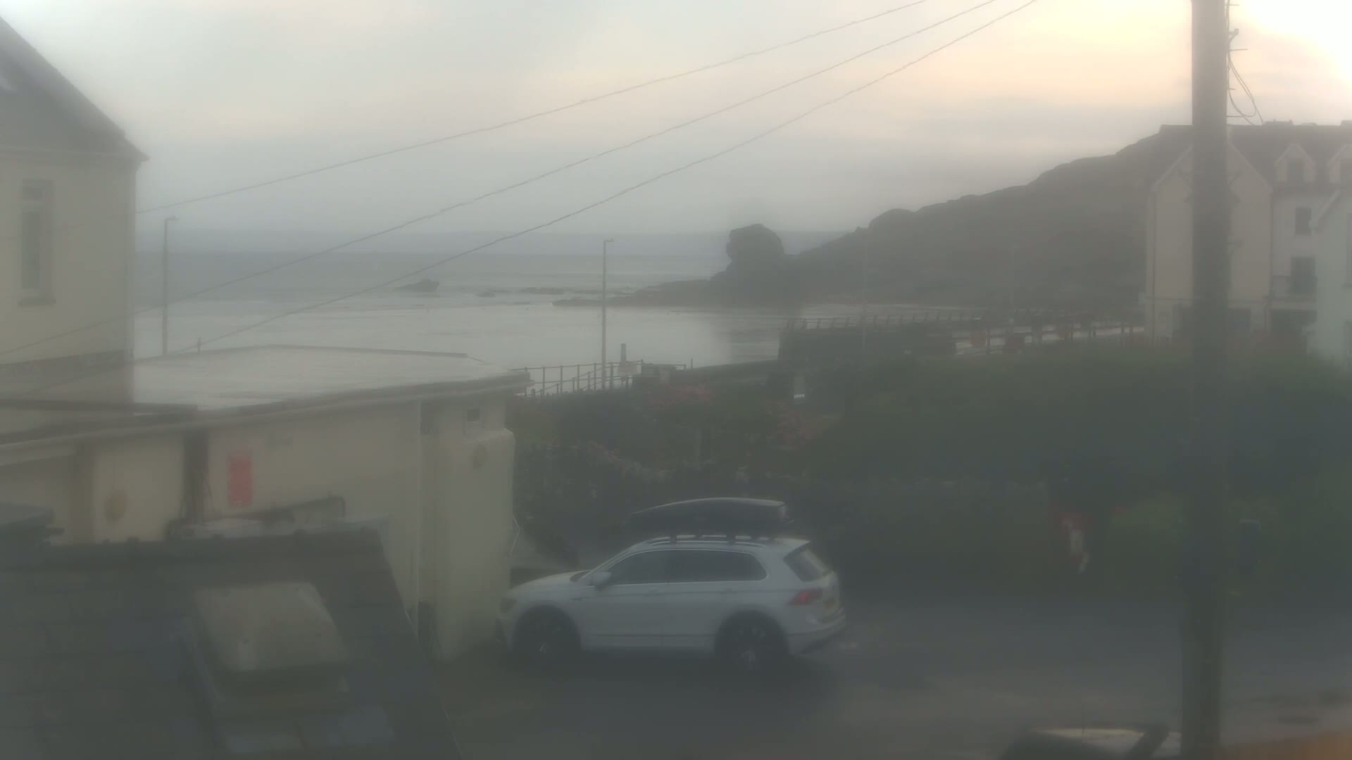 Broad Haven, Beach East View Live Cam - The Havens, Pembrokeshire, Dyfed, Wales, United Kingdom