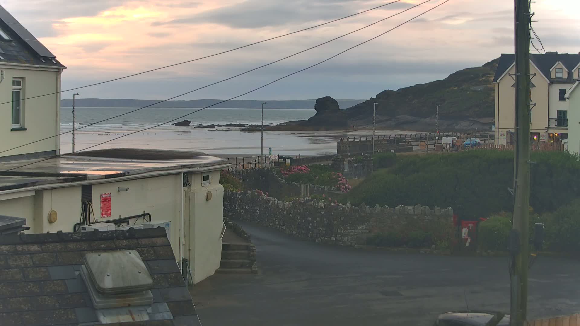 Broad Haven, Beach East View Live Cam - The Havens, Pembrokeshire, Dyfed, Wales, United Kingdom