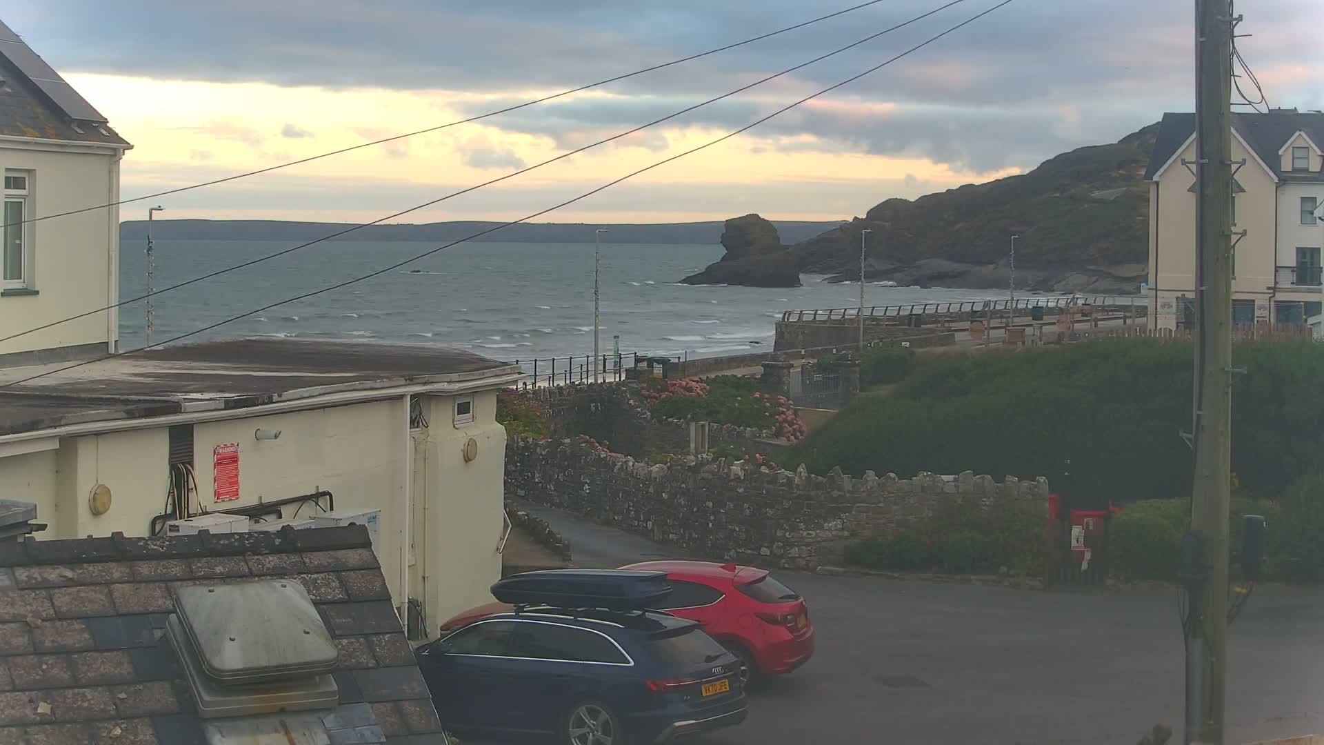 Broad Haven, Beach East View Live Cam - The Havens, Pembrokeshire, Dyfed, Wales, United Kingdom