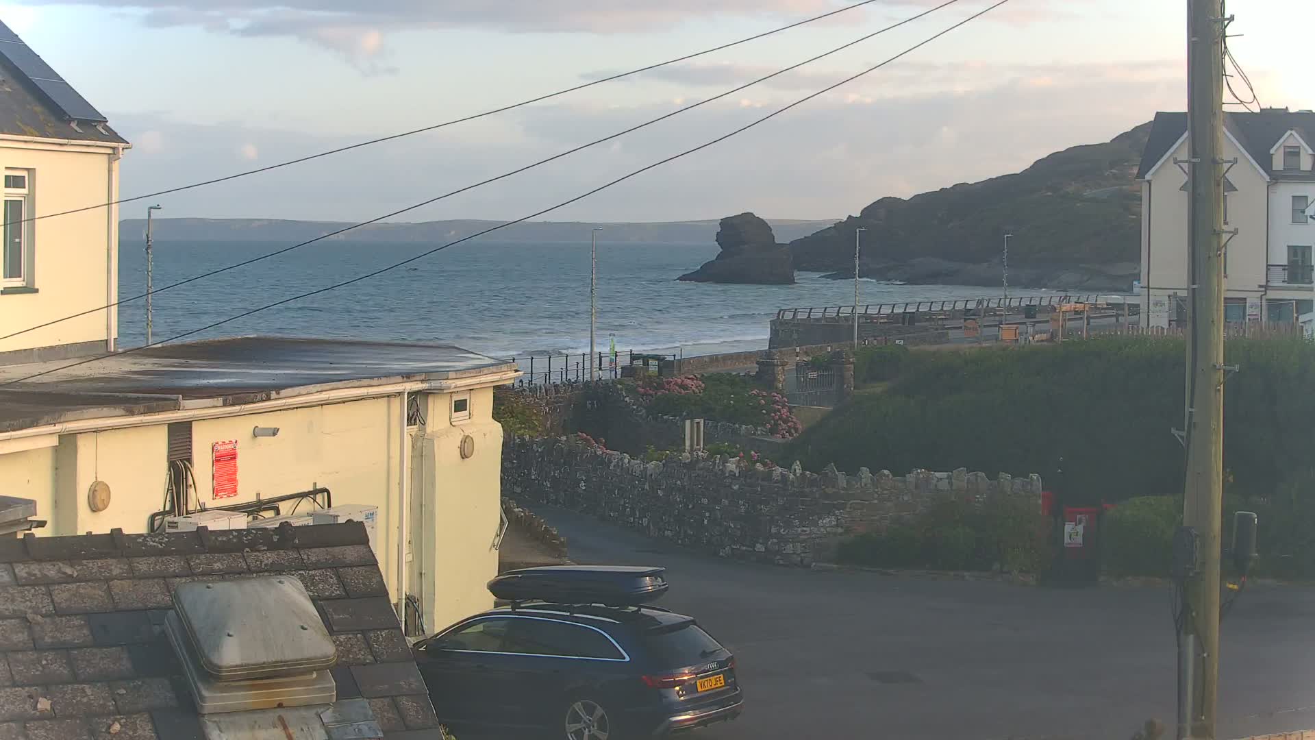 Broad Haven, Beach East View Live Cam - The Havens, Pembrokeshire, Dyfed, Wales, United Kingdom
