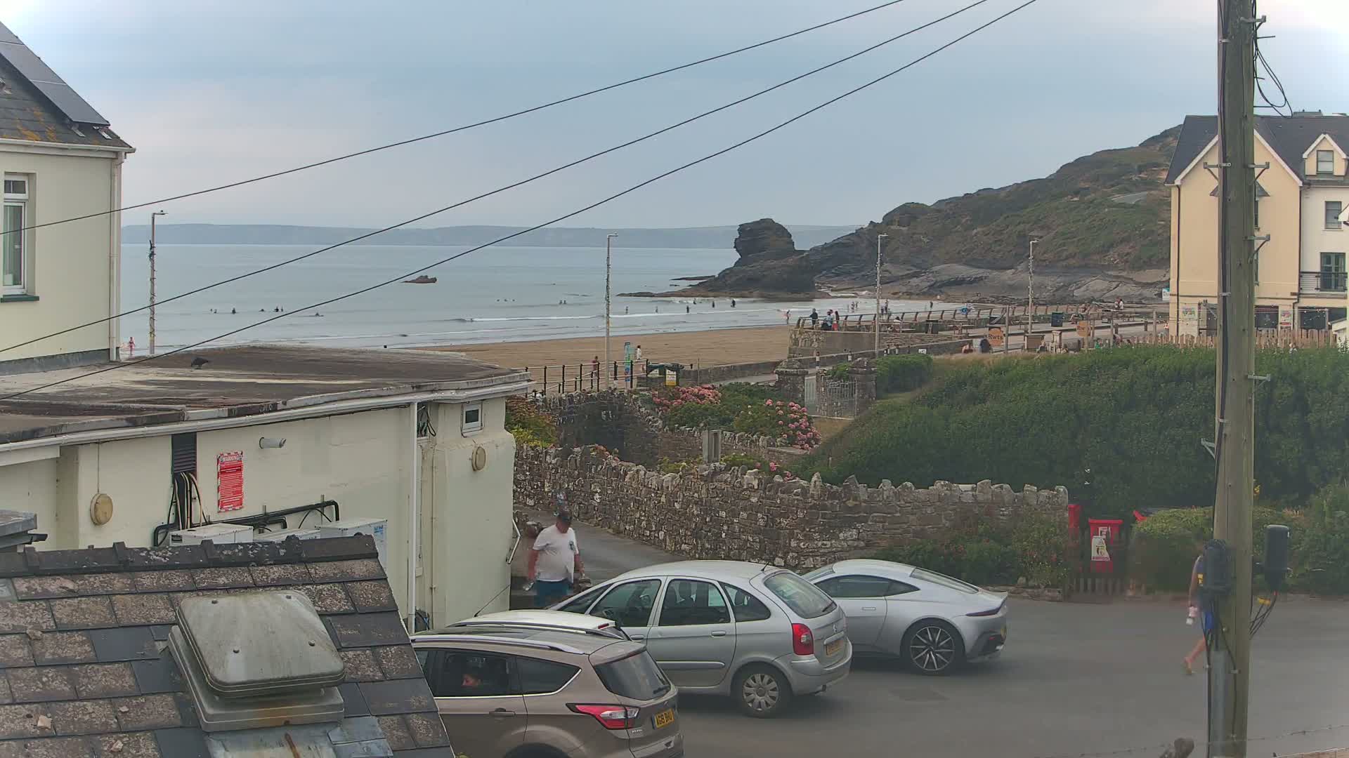Broad Haven, Beach East View Live Cam - The Havens, Pembrokeshire, Dyfed, Wales, United Kingdom