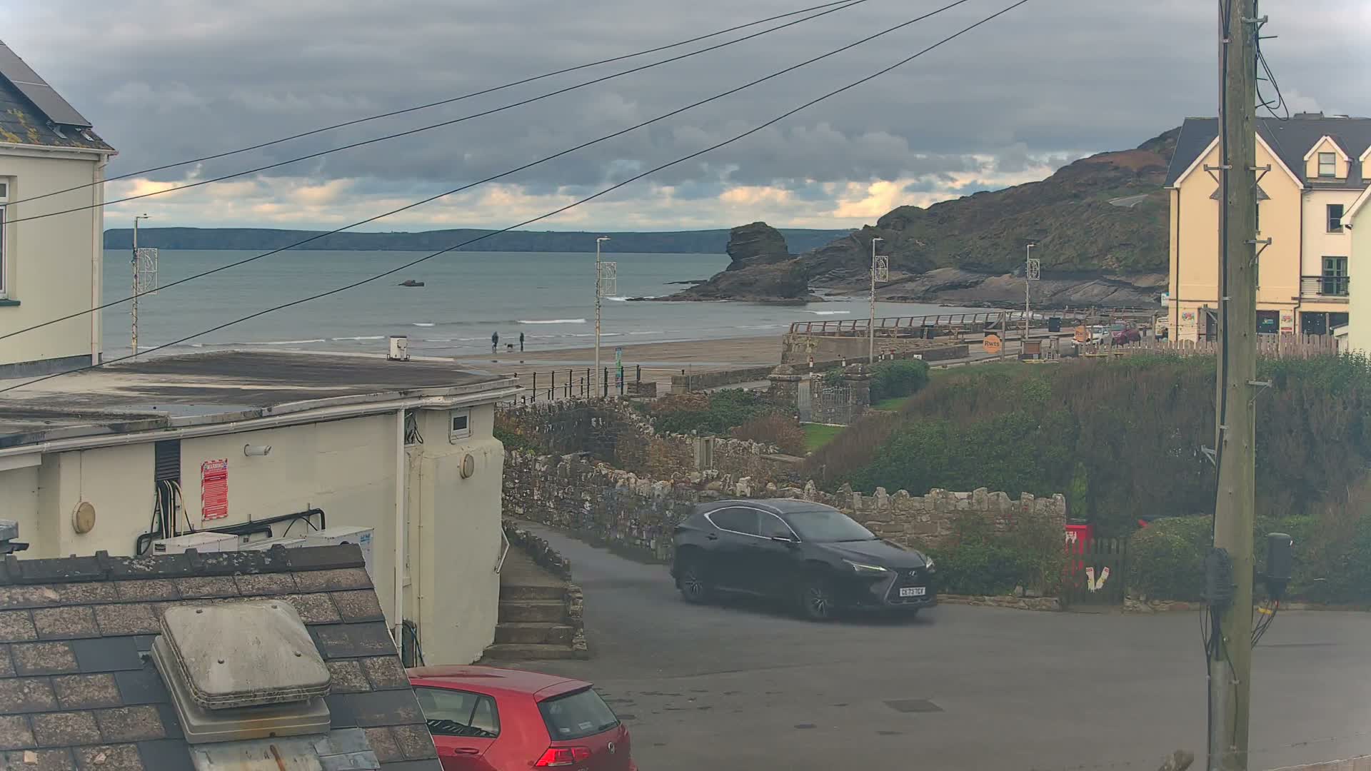 Broad Haven, Beach East View Live Cam - The Havens, Pembrokeshire, Dyfed, Wales, United Kingdom
