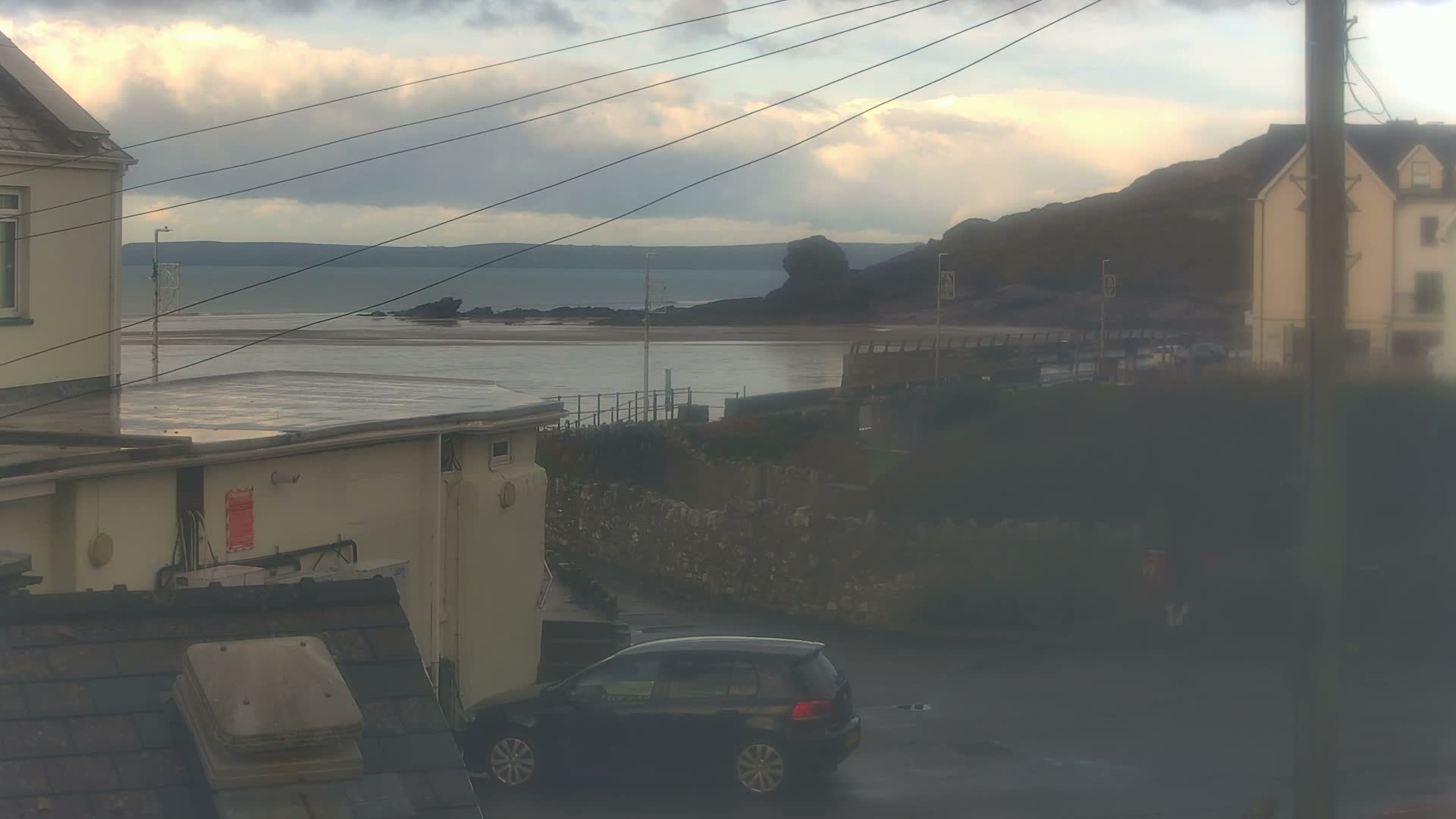 Broad Haven, Beach East View Live Cam - The Havens, Pembrokeshire, Dyfed, Wales, United Kingdom