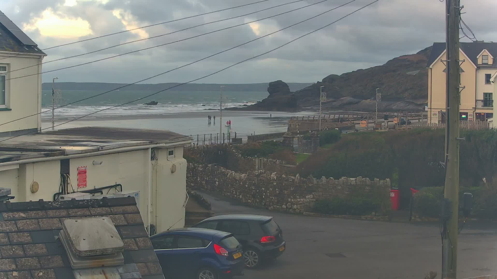 Broad Haven, Beach East View Live Cam - The Havens, Pembrokeshire, Dyfed, Wales, United Kingdom