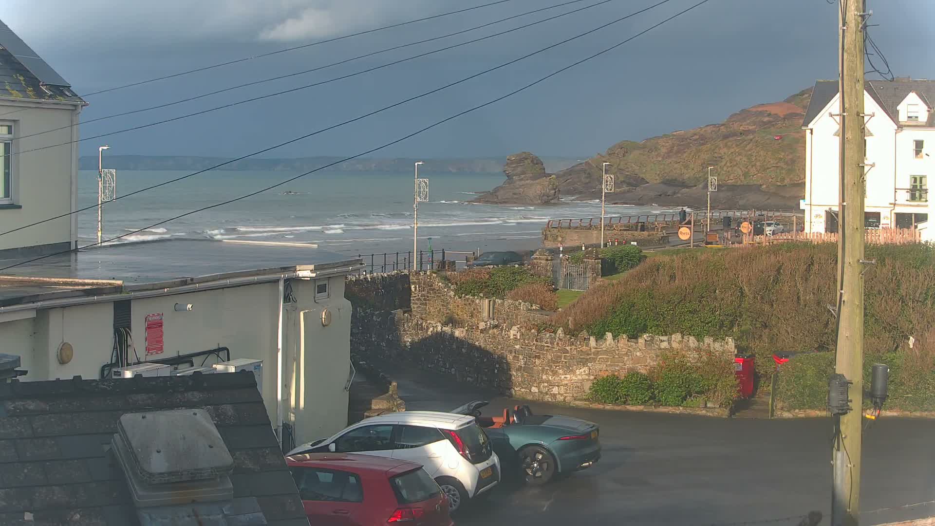 Broad Haven, Beach East View Live Cam - The Havens, Pembrokeshire, Dyfed, Wales, United Kingdom