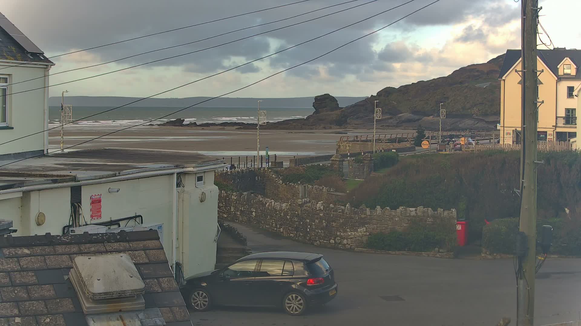 Broad Haven, Beach East View Live Cam - The Havens, Pembrokeshire, Dyfed, Wales, United Kingdom