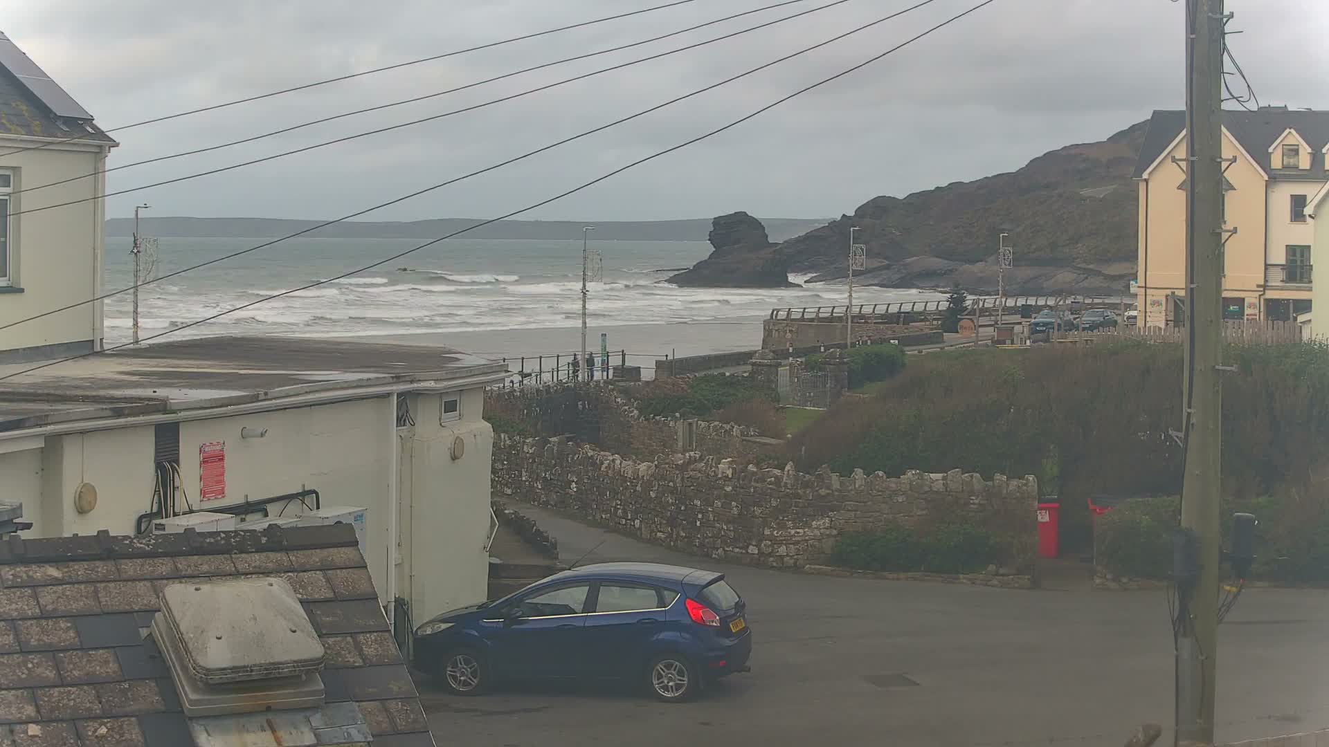 Broad Haven, Beach East View Live Cam - The Havens, Pembrokeshire, Dyfed, Wales, United Kingdom