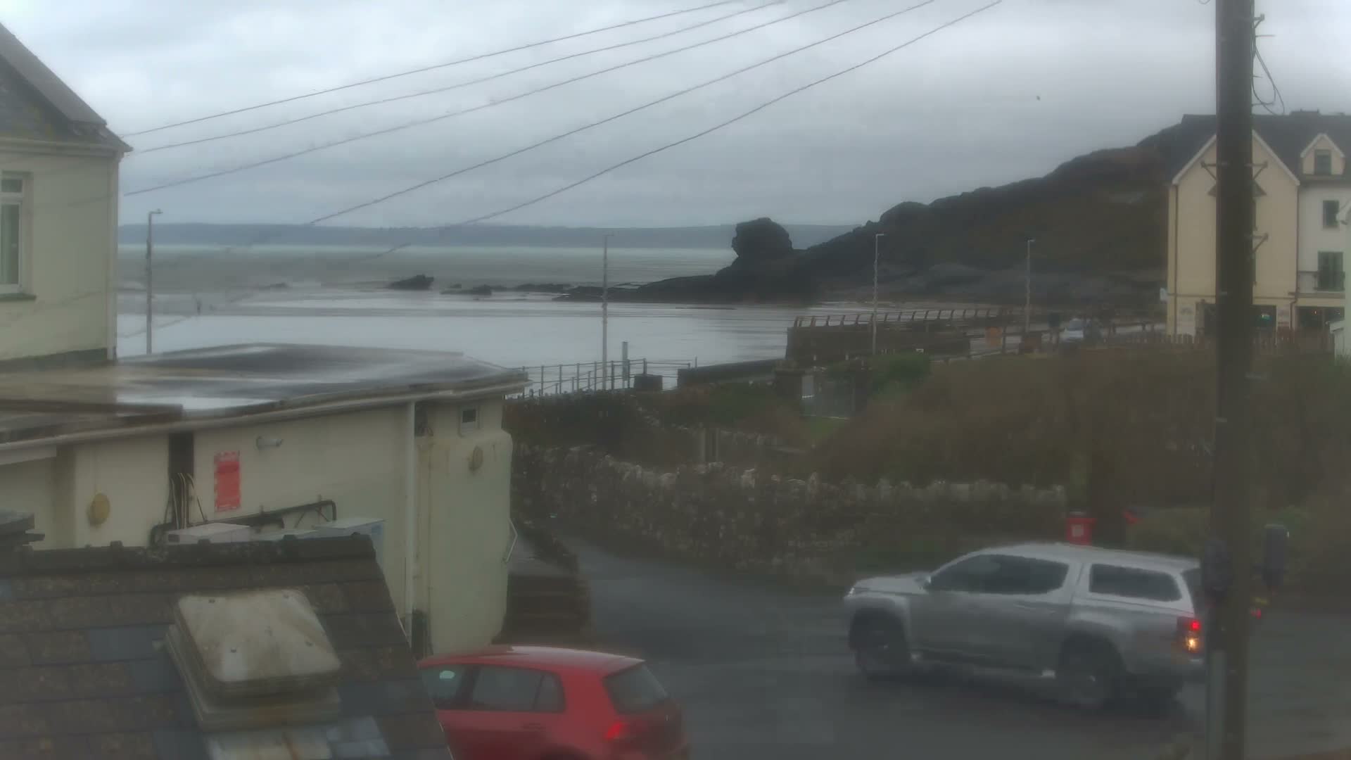 Broad Haven, Beach East View Live Cam - The Havens, Pembrokeshire, Dyfed, Wales, United Kingdom