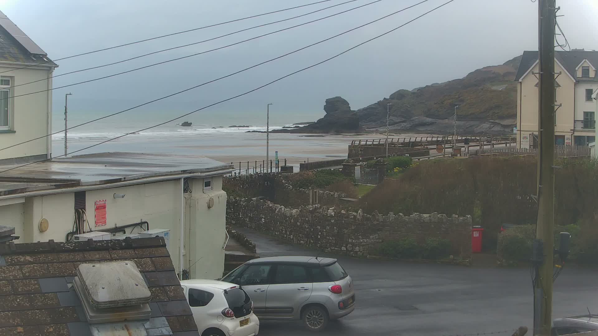 Broad Haven, Beach East View Live Cam - The Havens, Pembrokeshire, Dyfed, Wales, United Kingdom